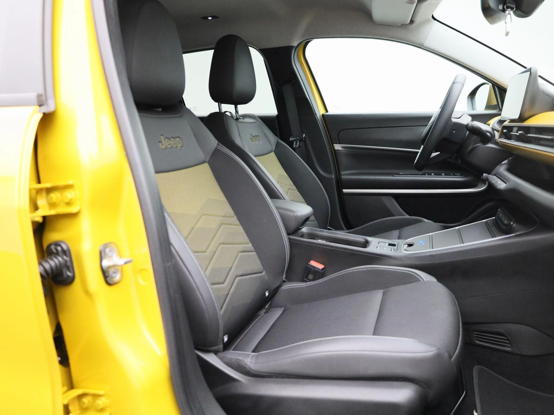 Jeep-Avenger-image-33