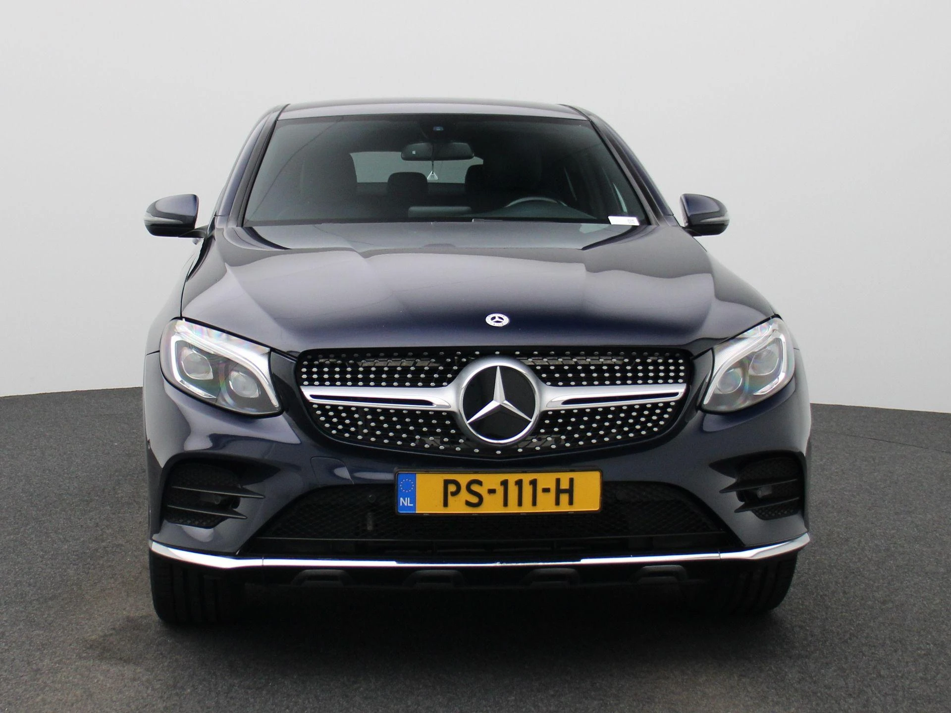 Mercedes-Benz-GLC-image-2