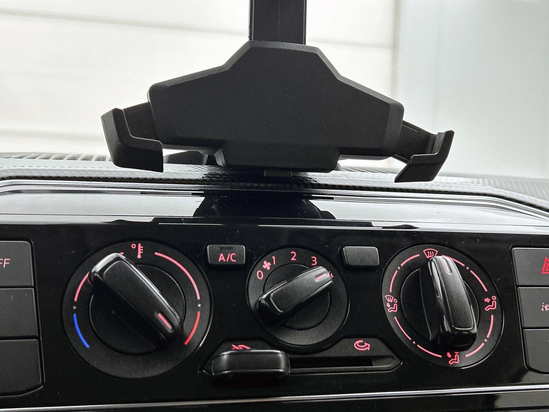 Volkswagen up! 1.0 BMT move up 65 PK|