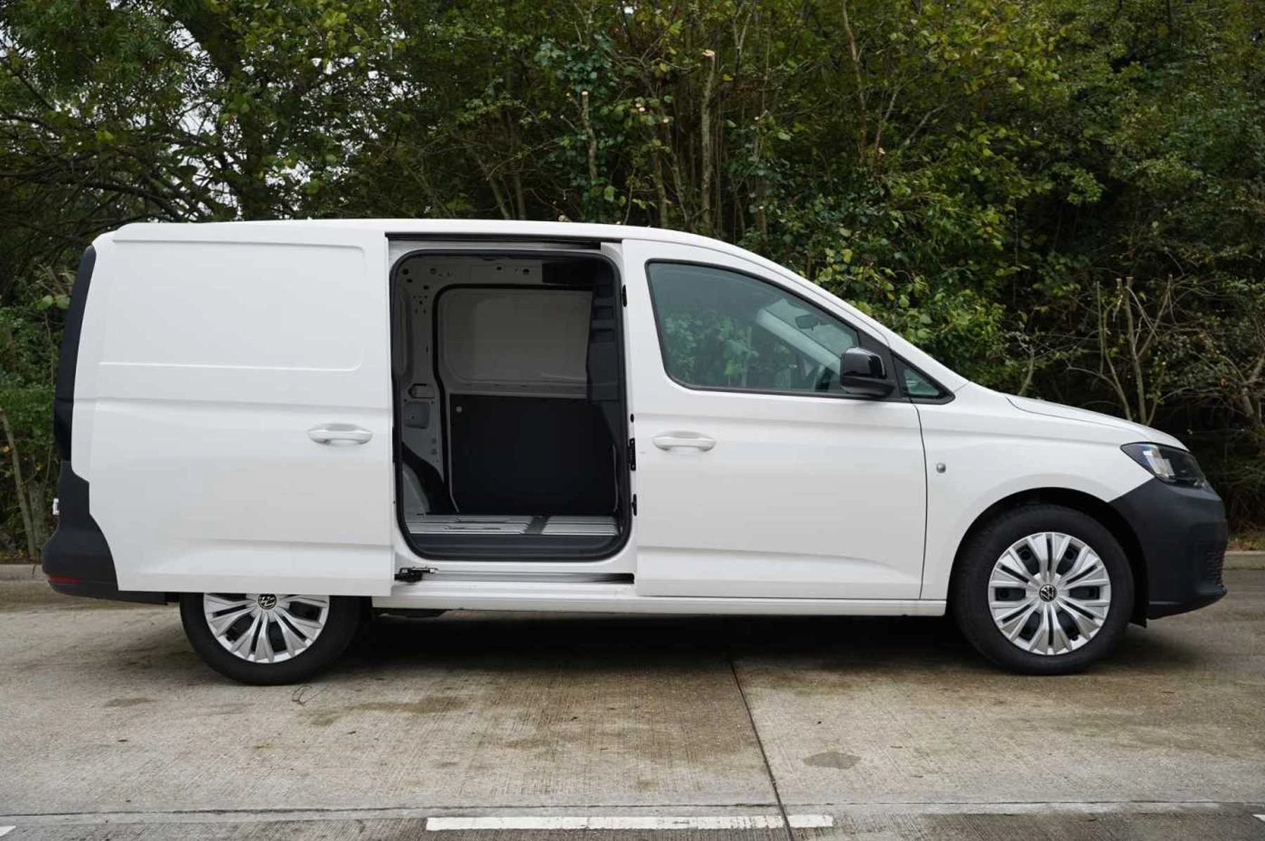 Volkswagen-Caddy-image-29