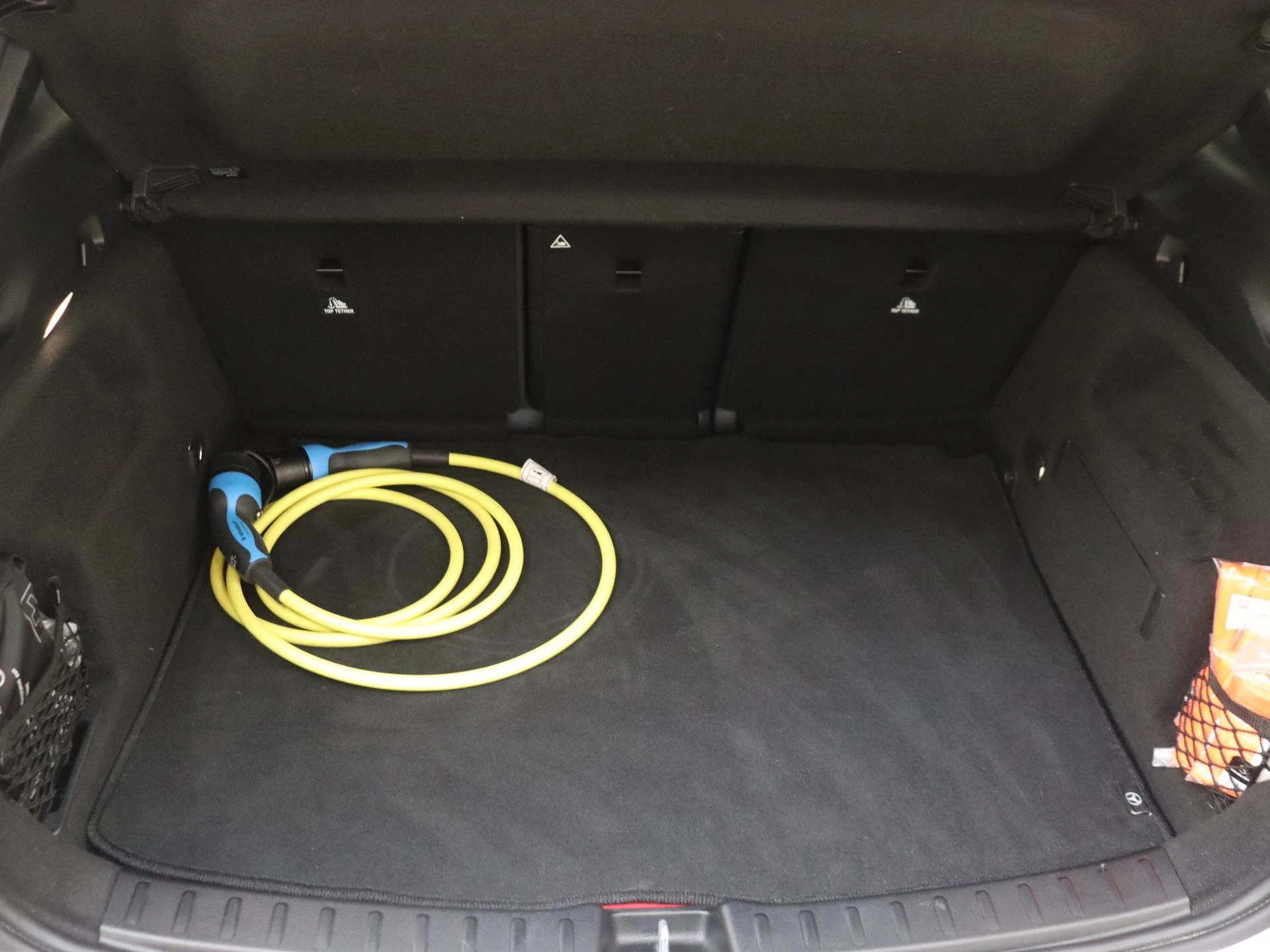 Mercedes-Benz GLA 250 e Business Solution AMG Limited