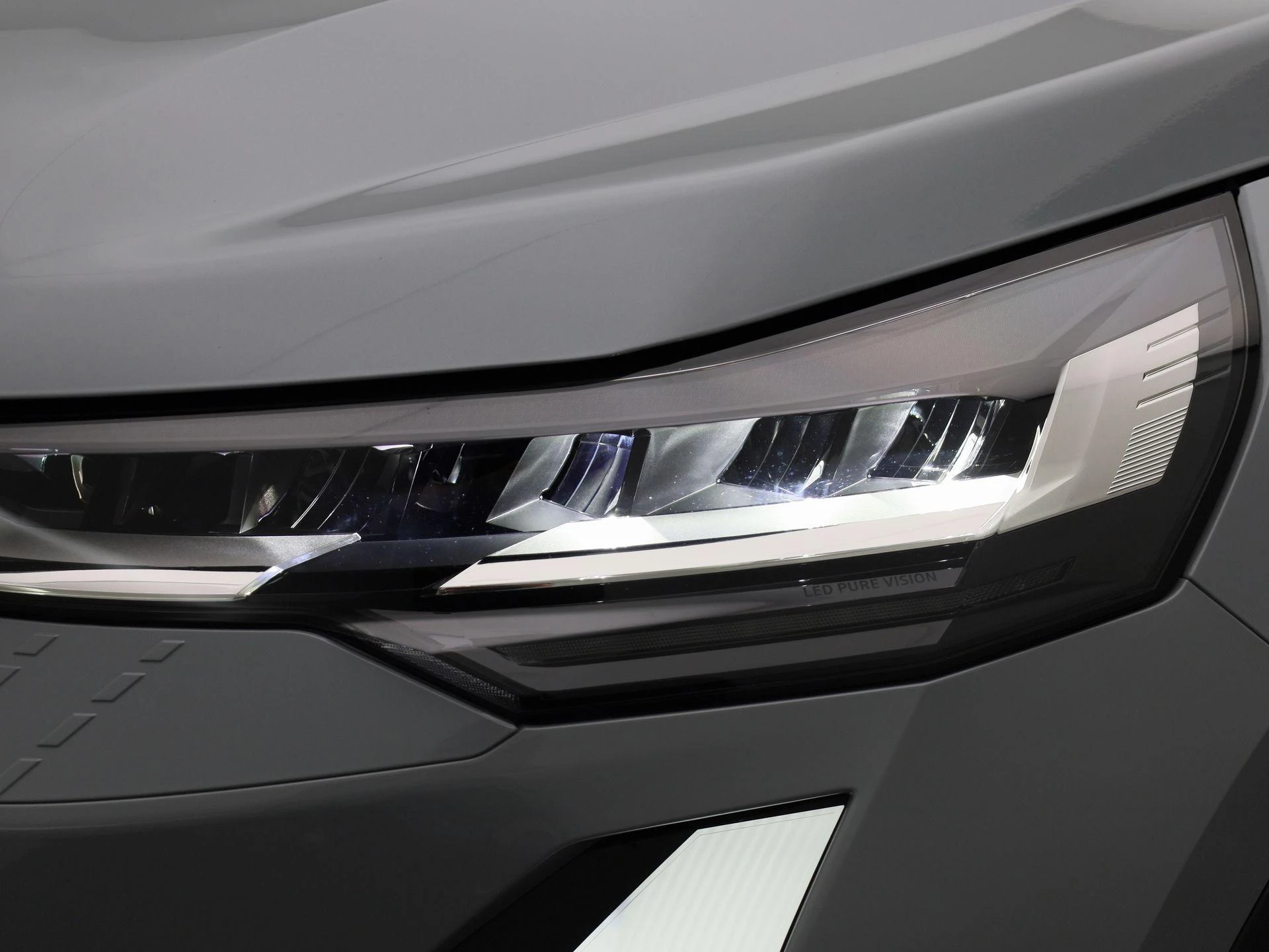 Renault-Captur-image-12
