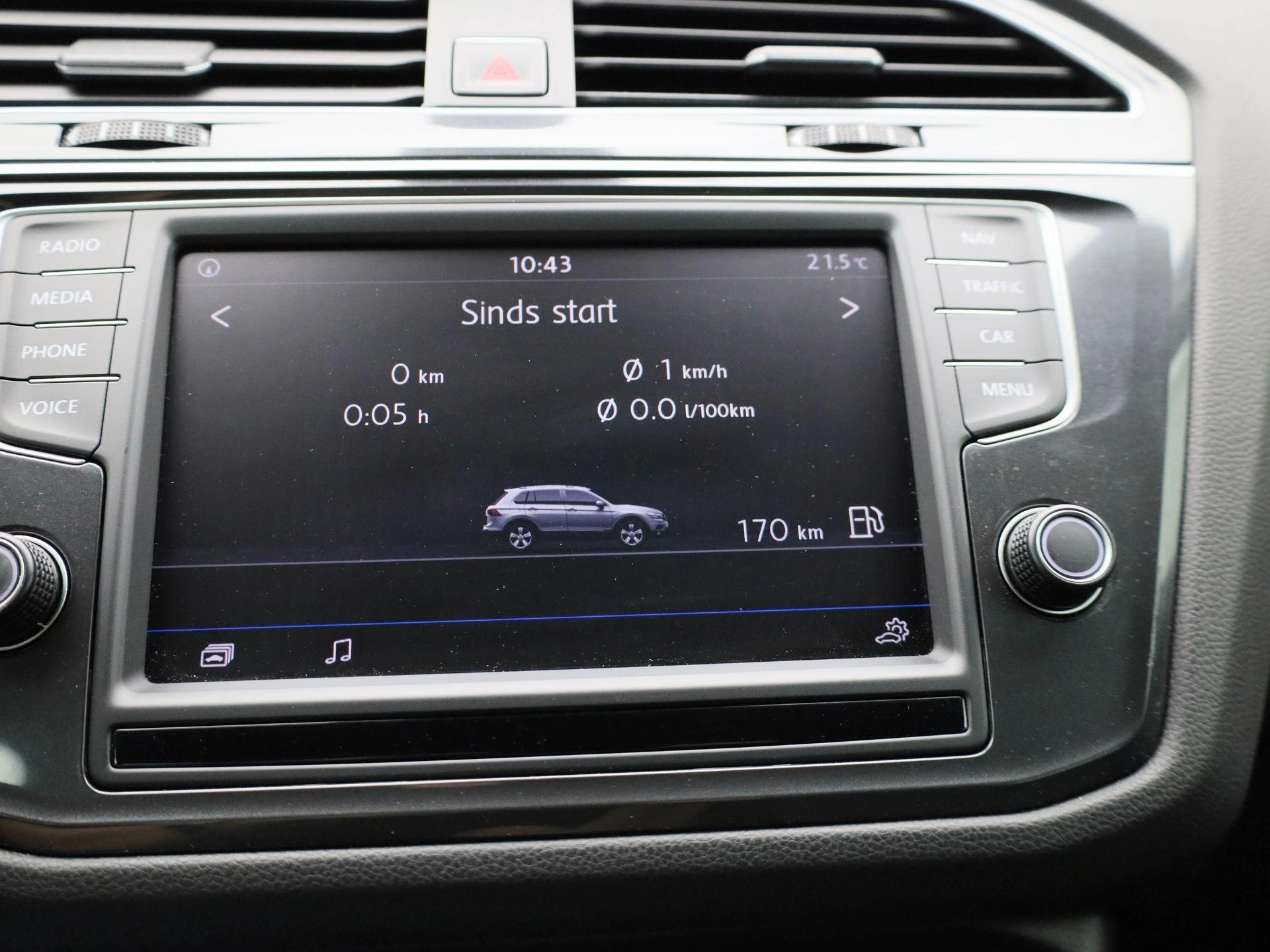 Volkswagen-Tiguan-image-19