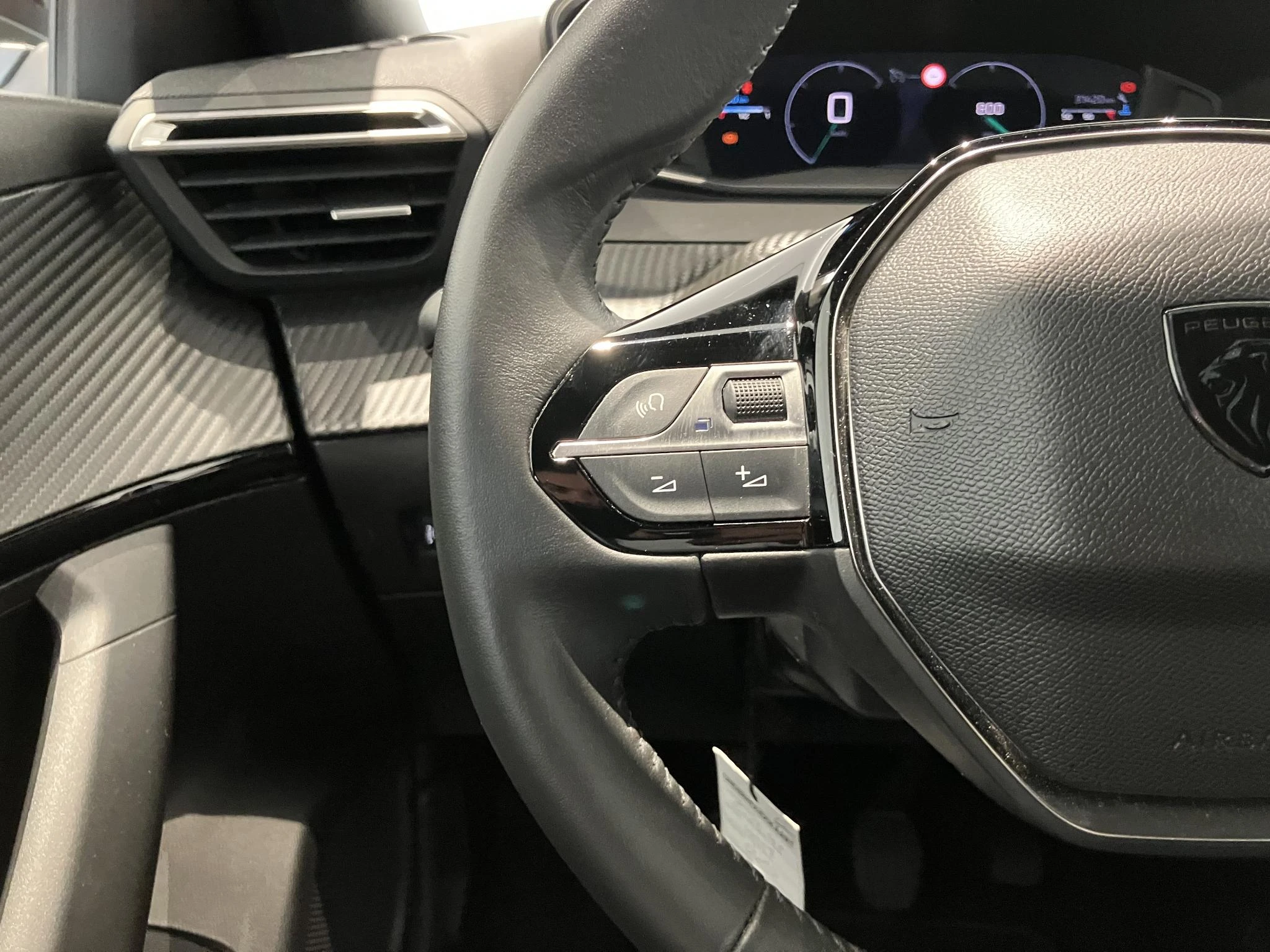 Peugeot-2008-image-16