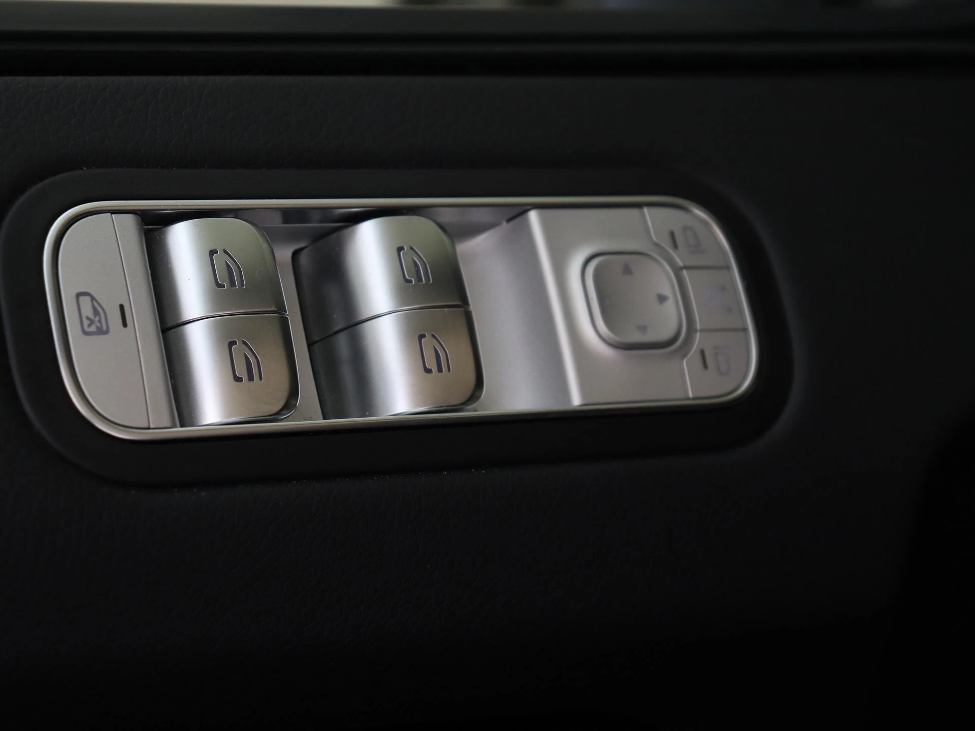Mercedes-Benz-Classe G-image-26