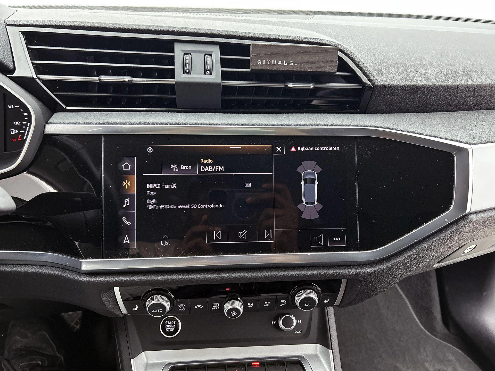 Audi-Q3-image-23
