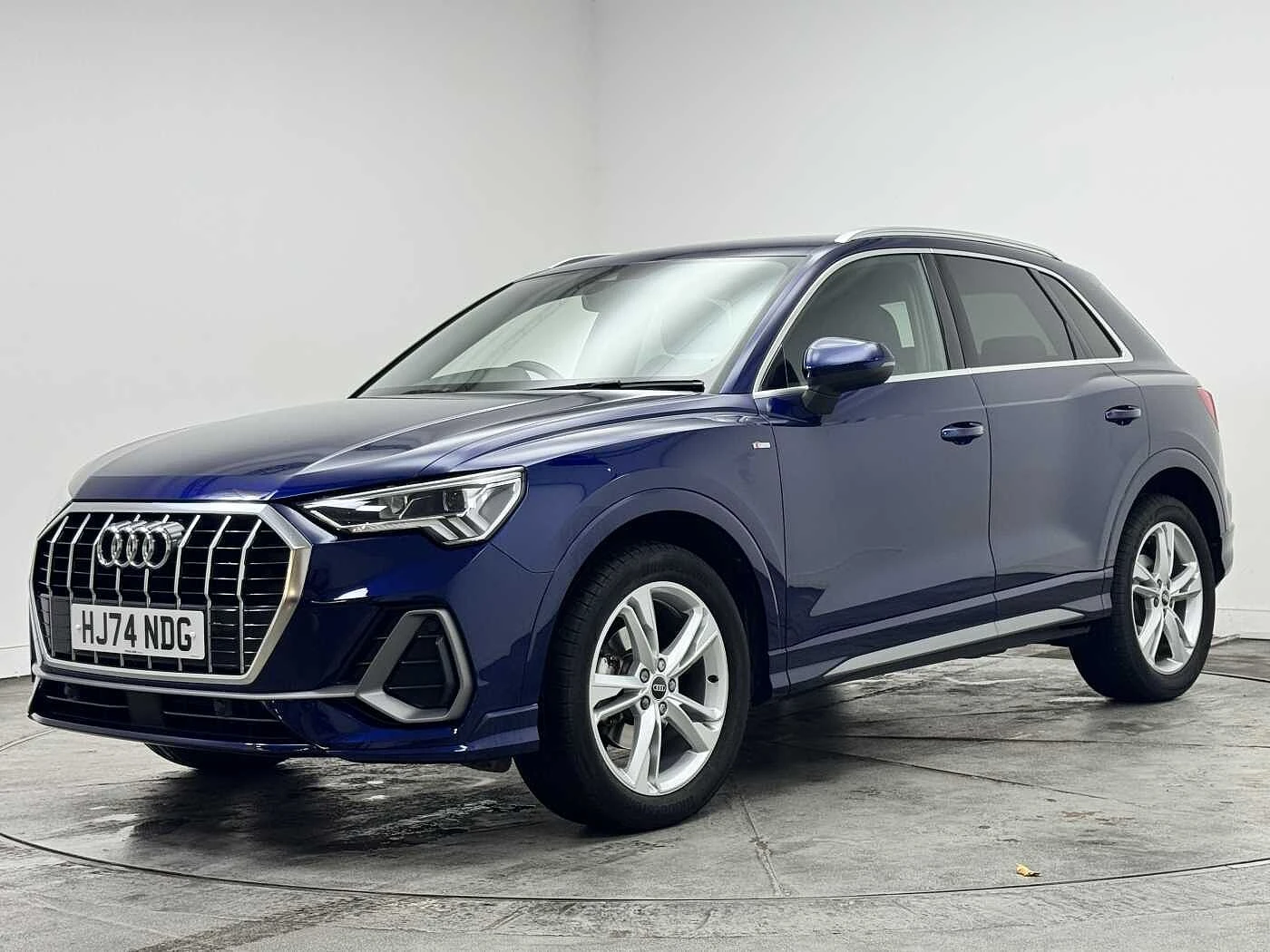 Audi-Q3-image-37