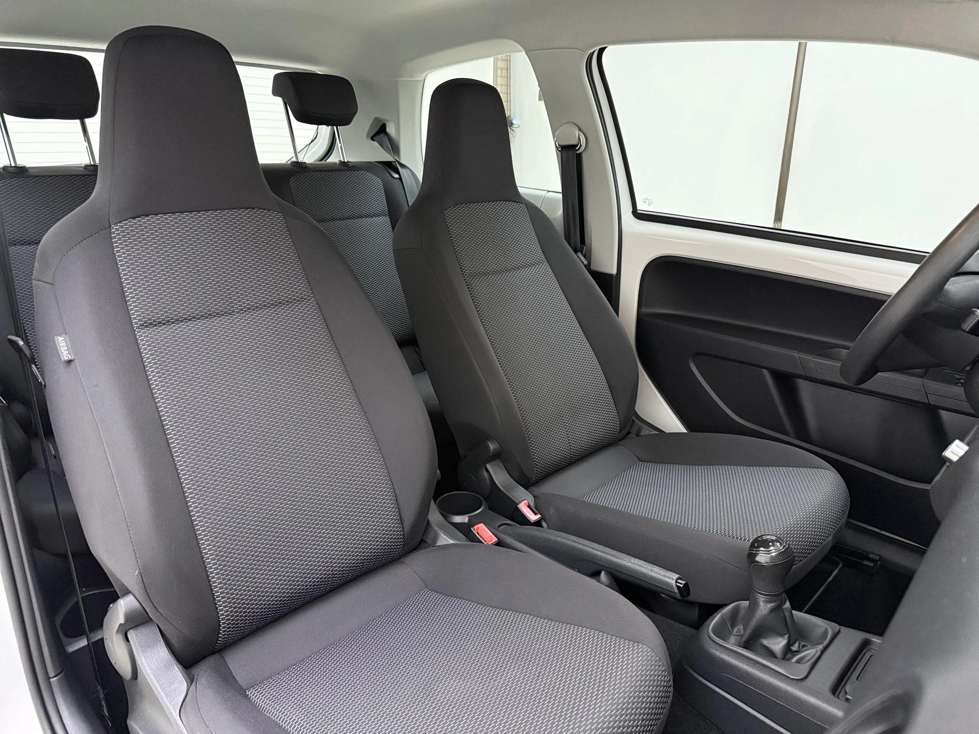 SEAT-Mii-image-3