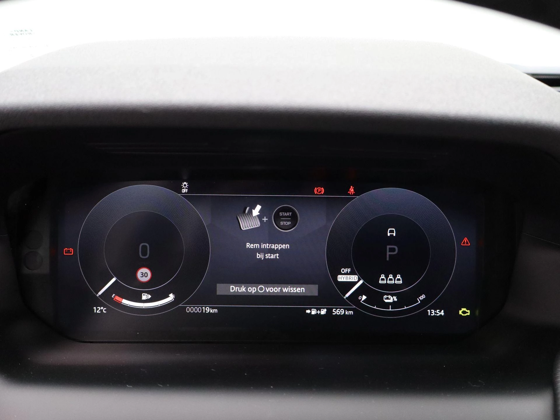Land Rover-Discovery Sport-image-8