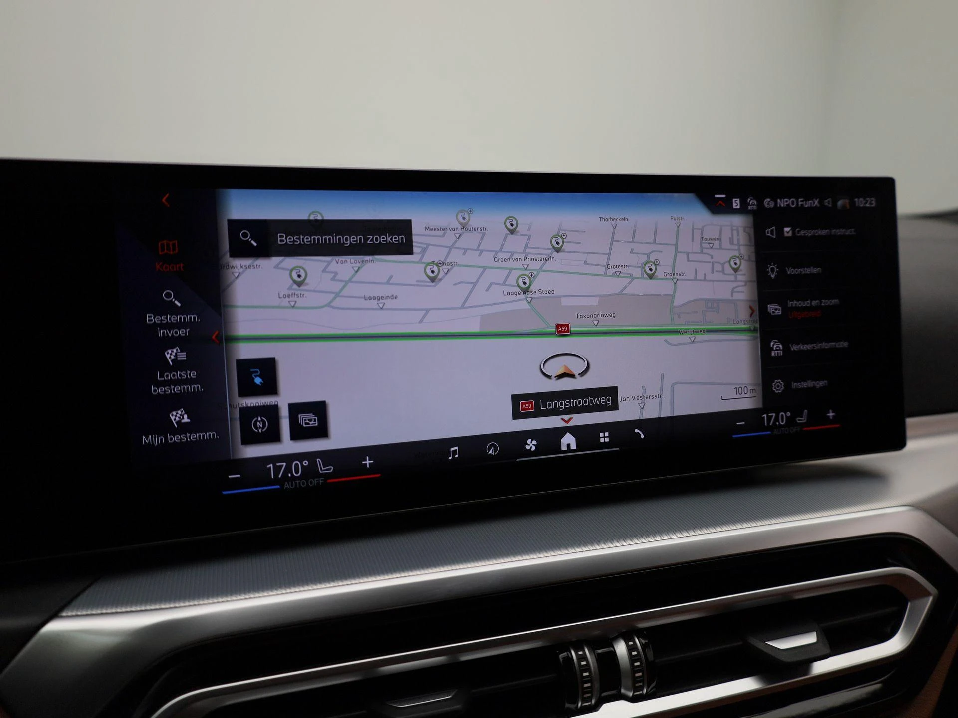BMW-i4-image-27