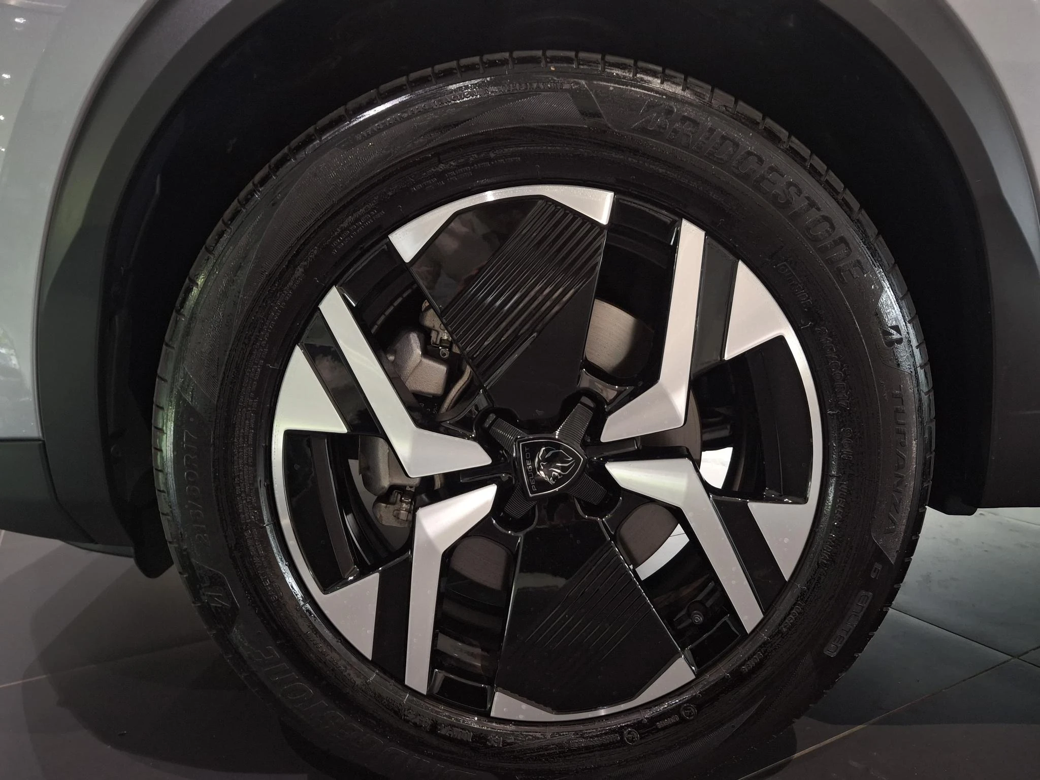 Peugeot-2008-image-24