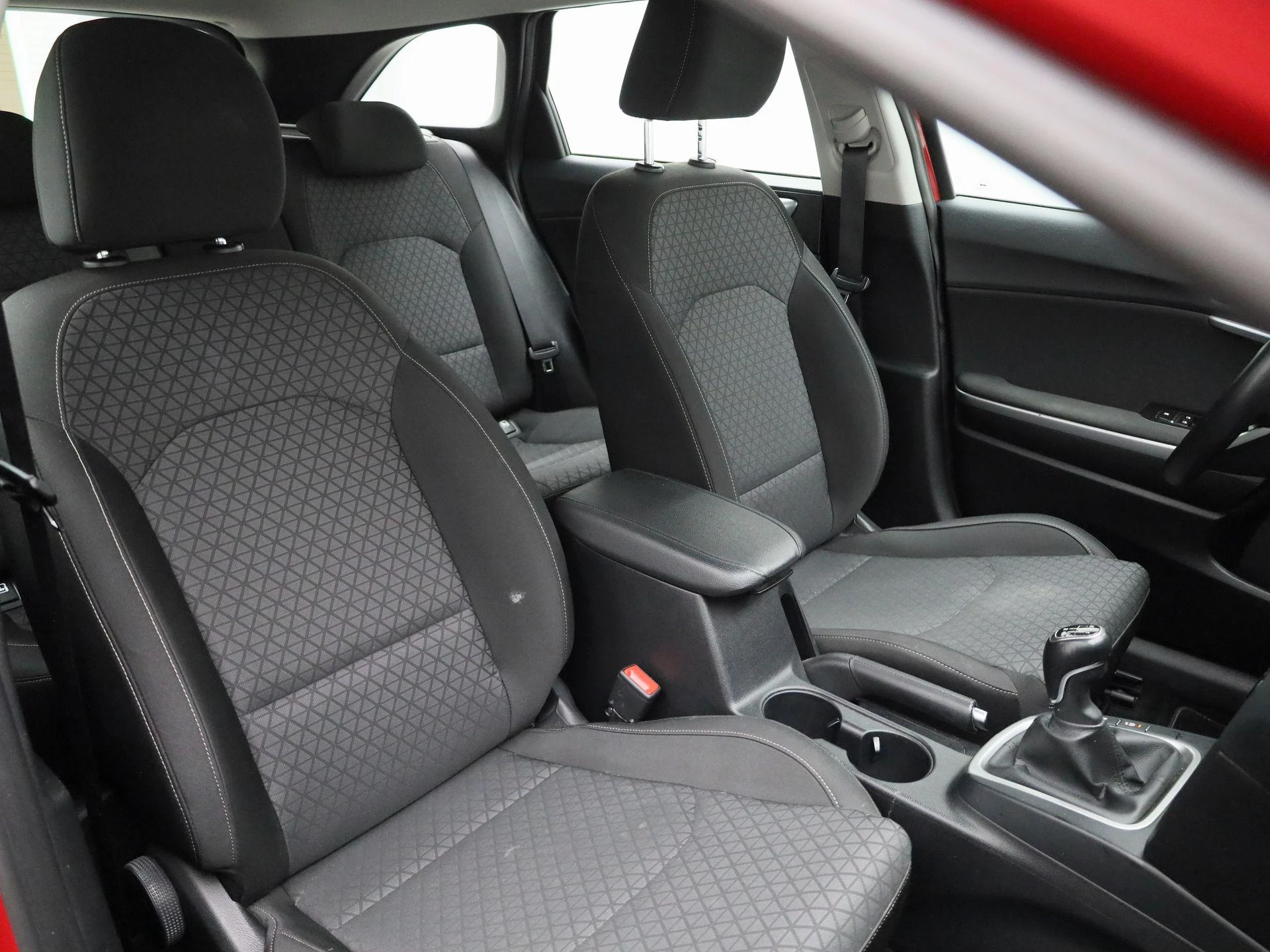 Kia-Ceed Sportswagon-image-33