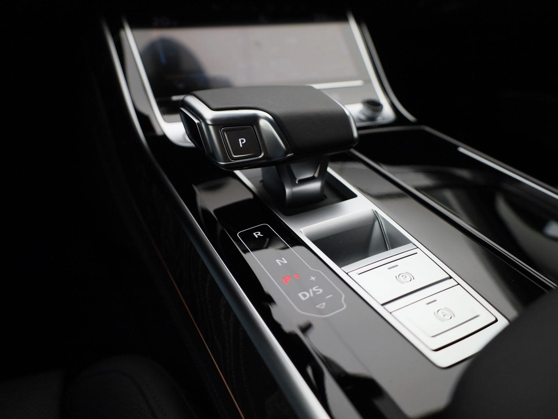 Audi-A8-image-25