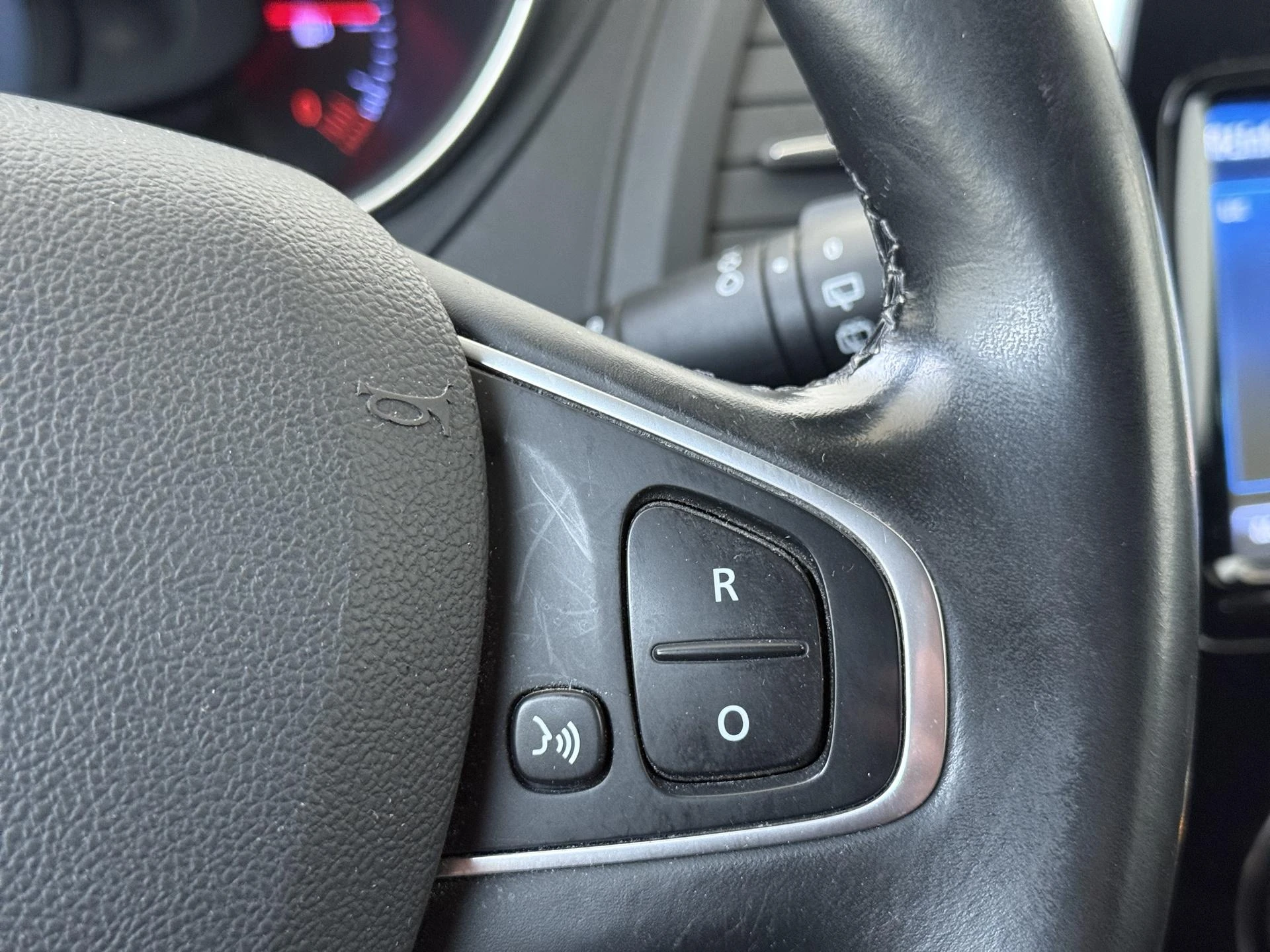 Renault-Captur-image-12
