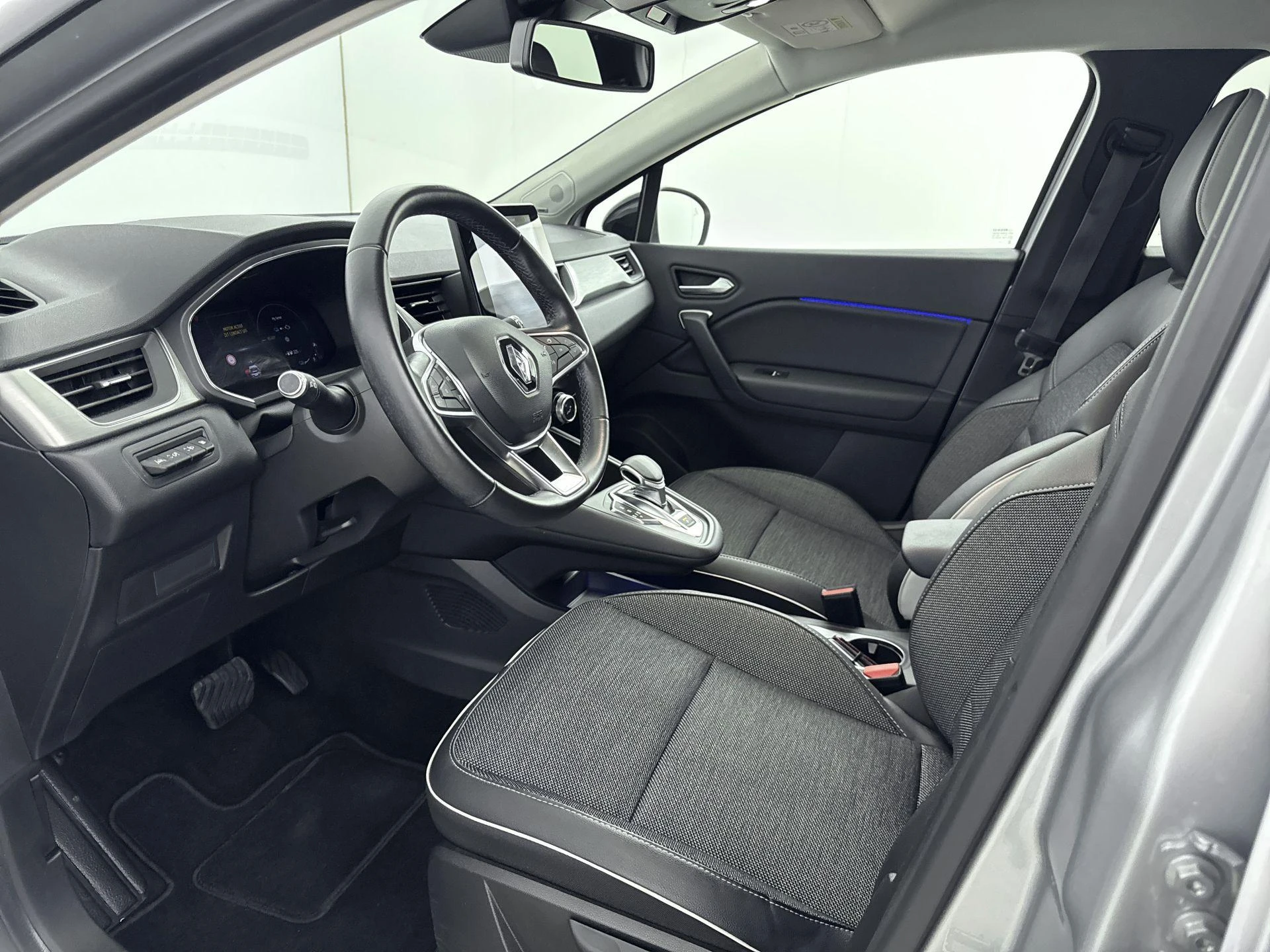 Renault-Captur-image-8