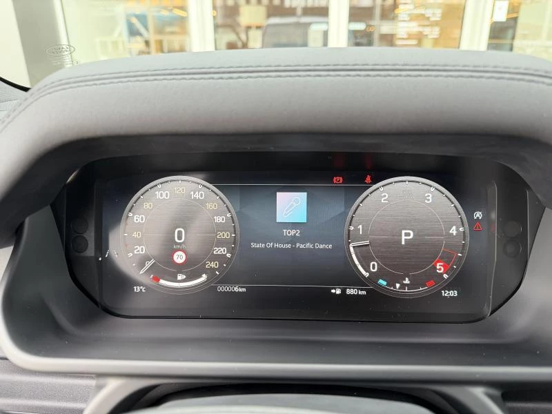 Land Rover Defender 90 D200 X-DYNAMIC