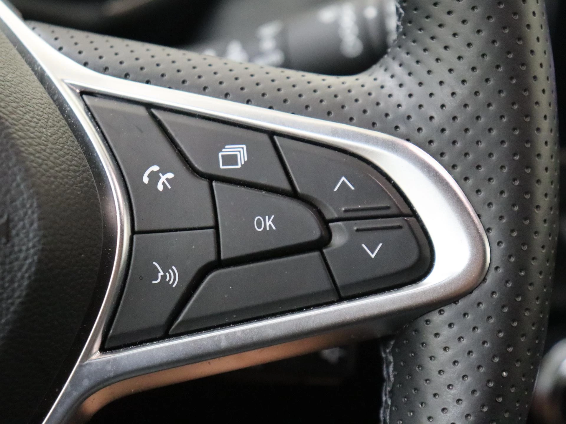 Renault Clio 1.6 E-Tech Full Hybrid 145 techno