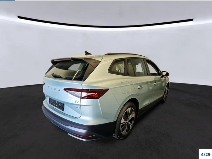 Škoda Enyaq iV 60 Loft Navi, Rear-View, ACC