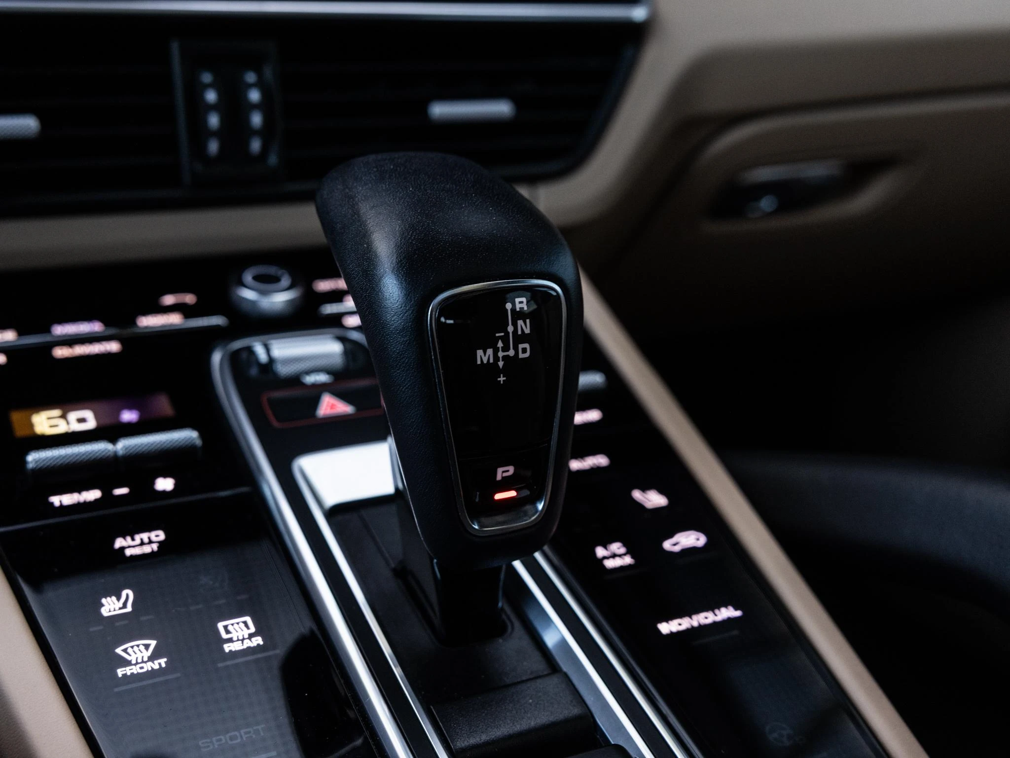 Porsche-Cayenne-image-34