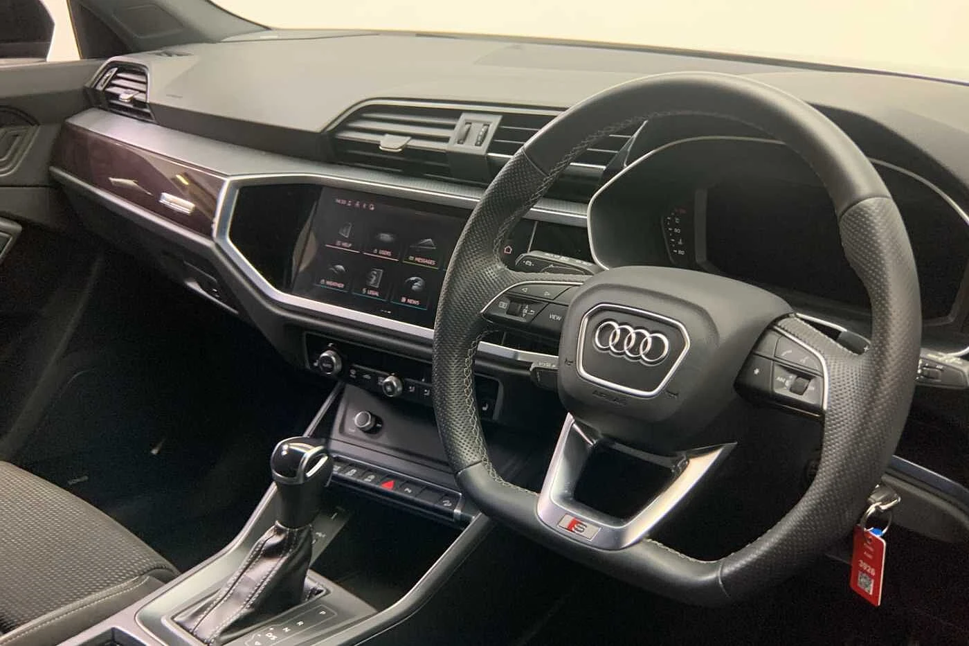 Audi-Q3-image-5