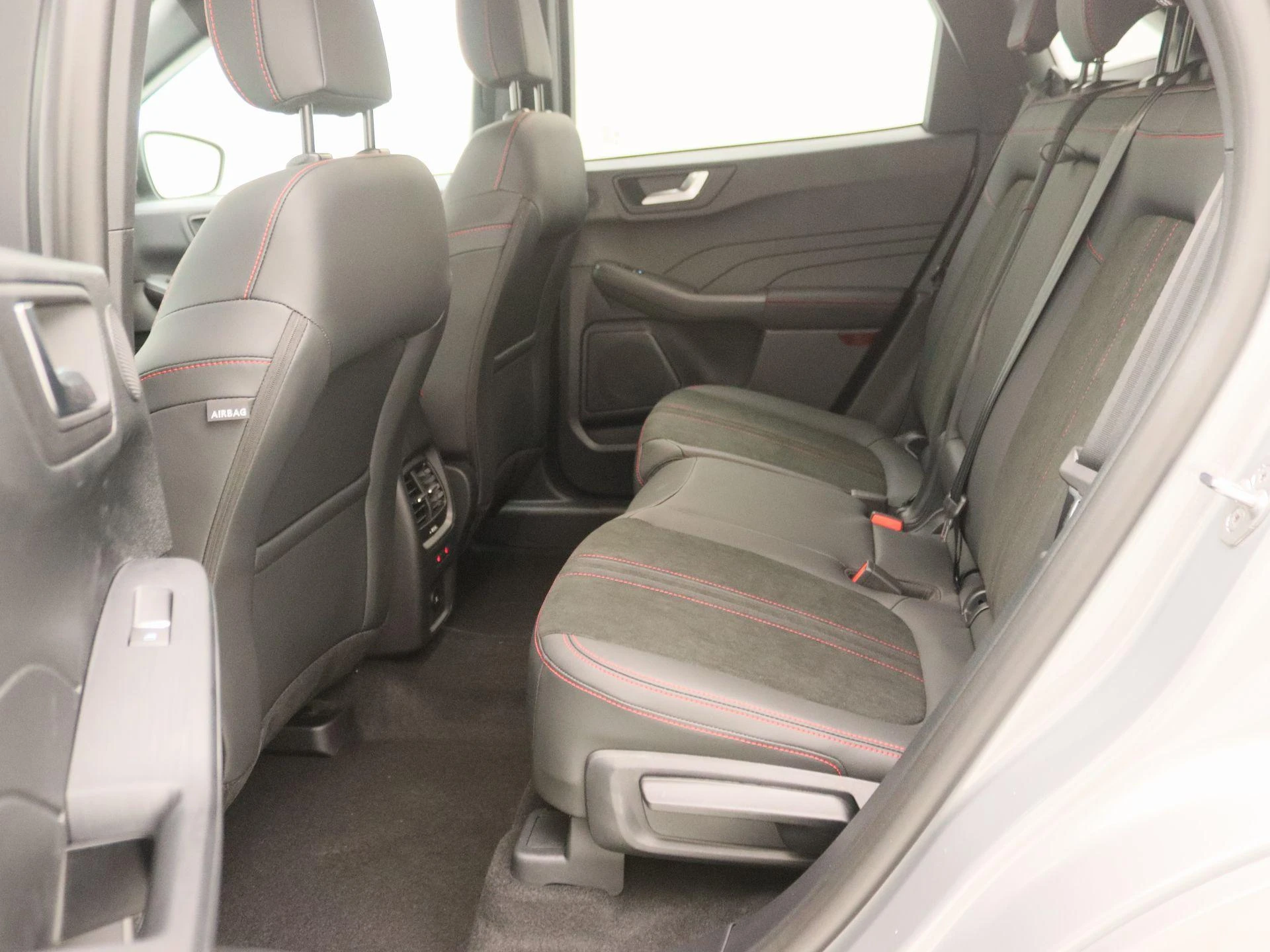 Ford-Kuga-image-13