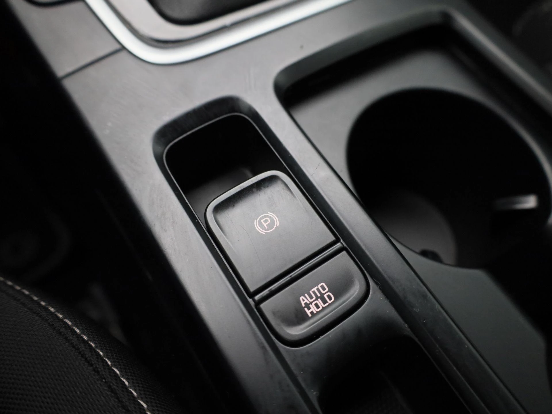 Kia-Ceed Sportswagon-image-25