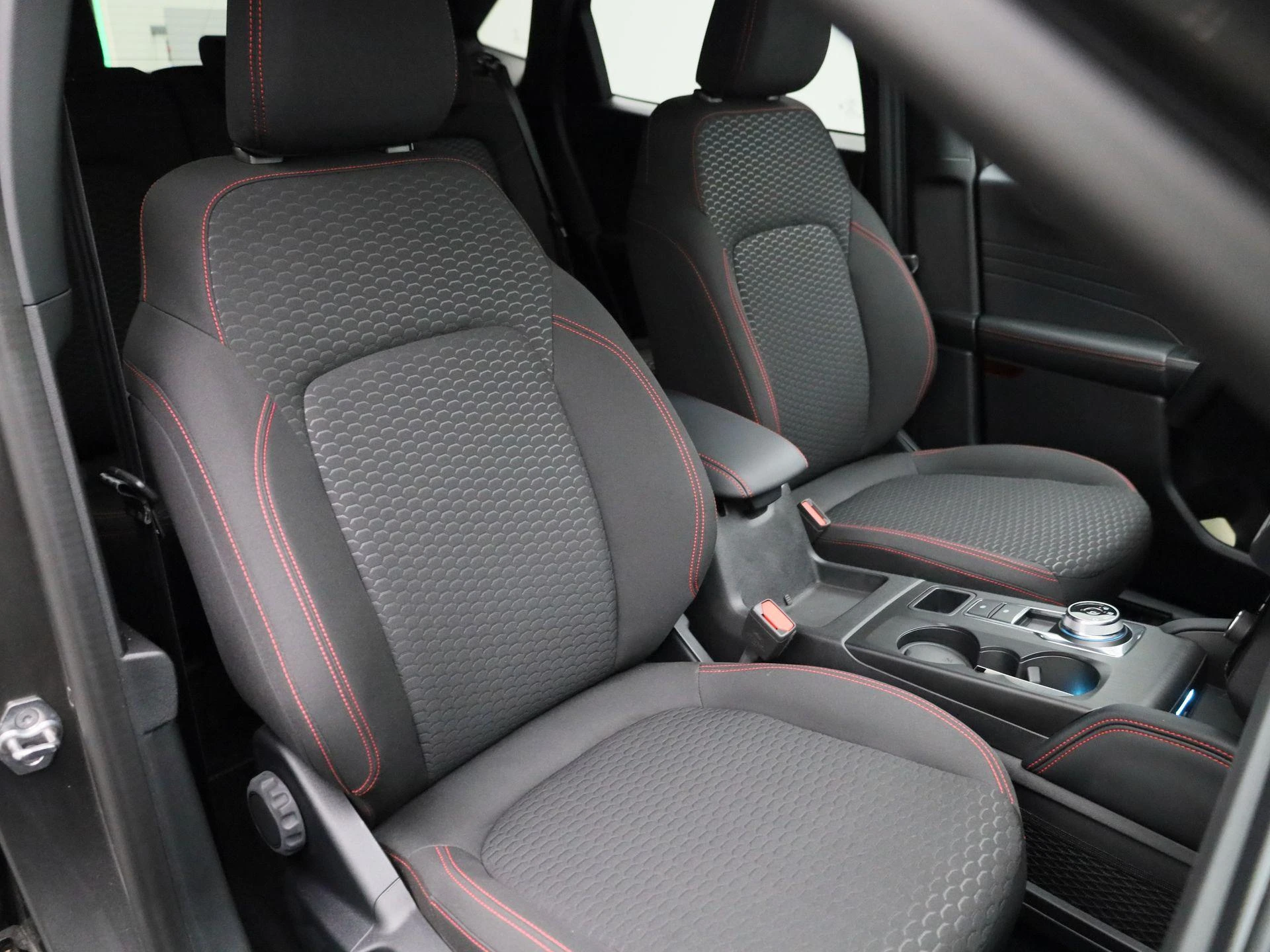 Ford-Kuga-image-36