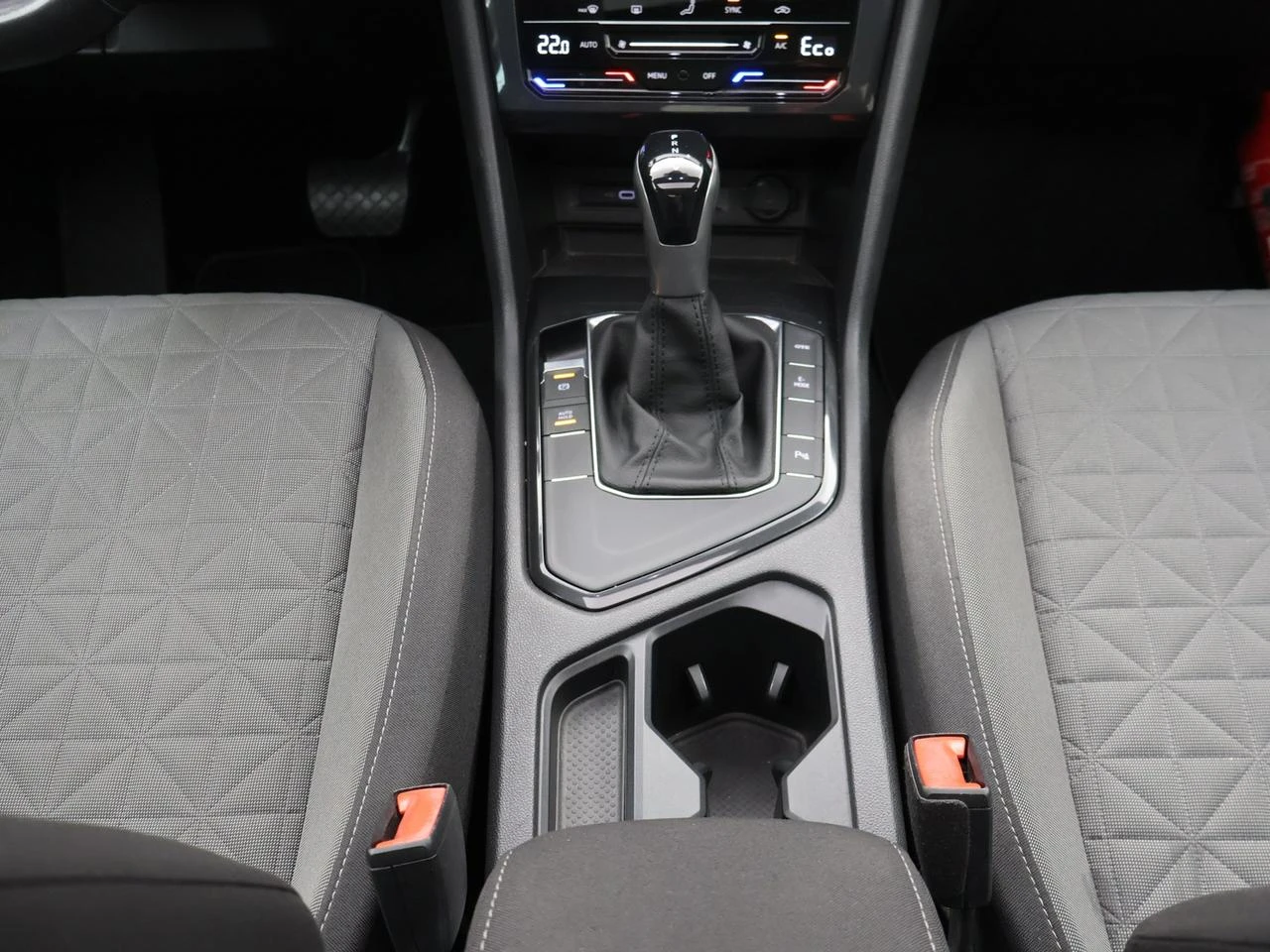 Volkswagen-Tiguan-image-21