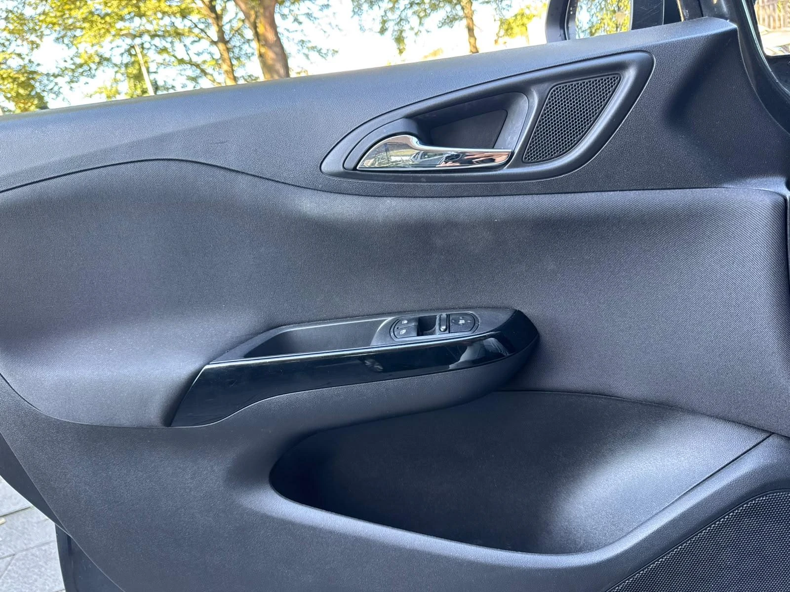 Opel-Corsa-image-6