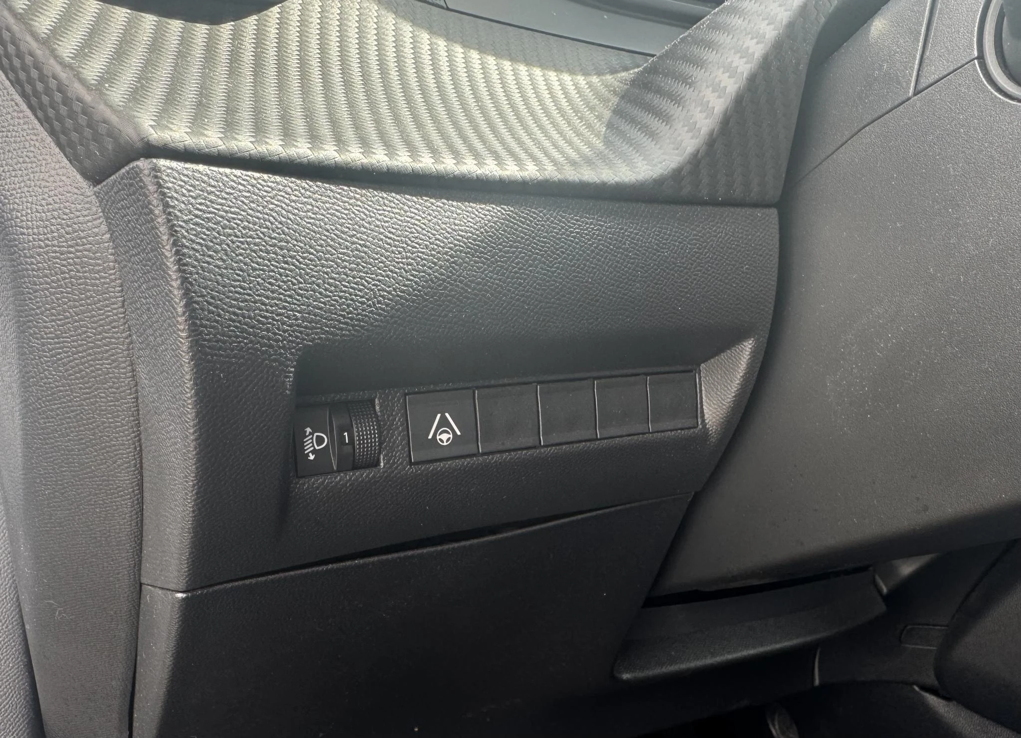 Peugeot-2008-image-24