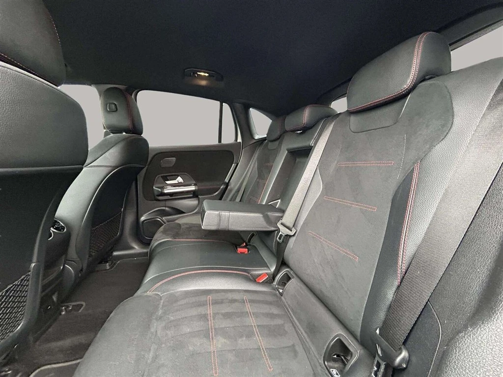 Mercedes-Benz-EQA-image-21