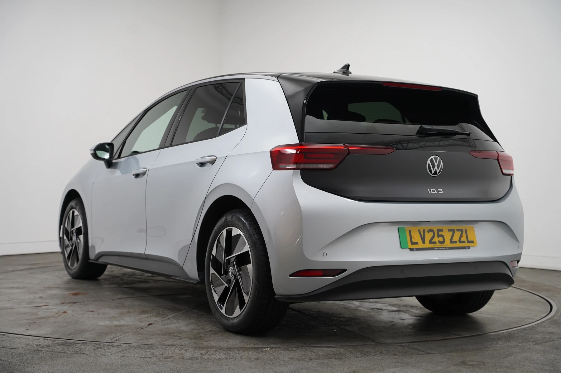Volkswagen-ID.3-image-2