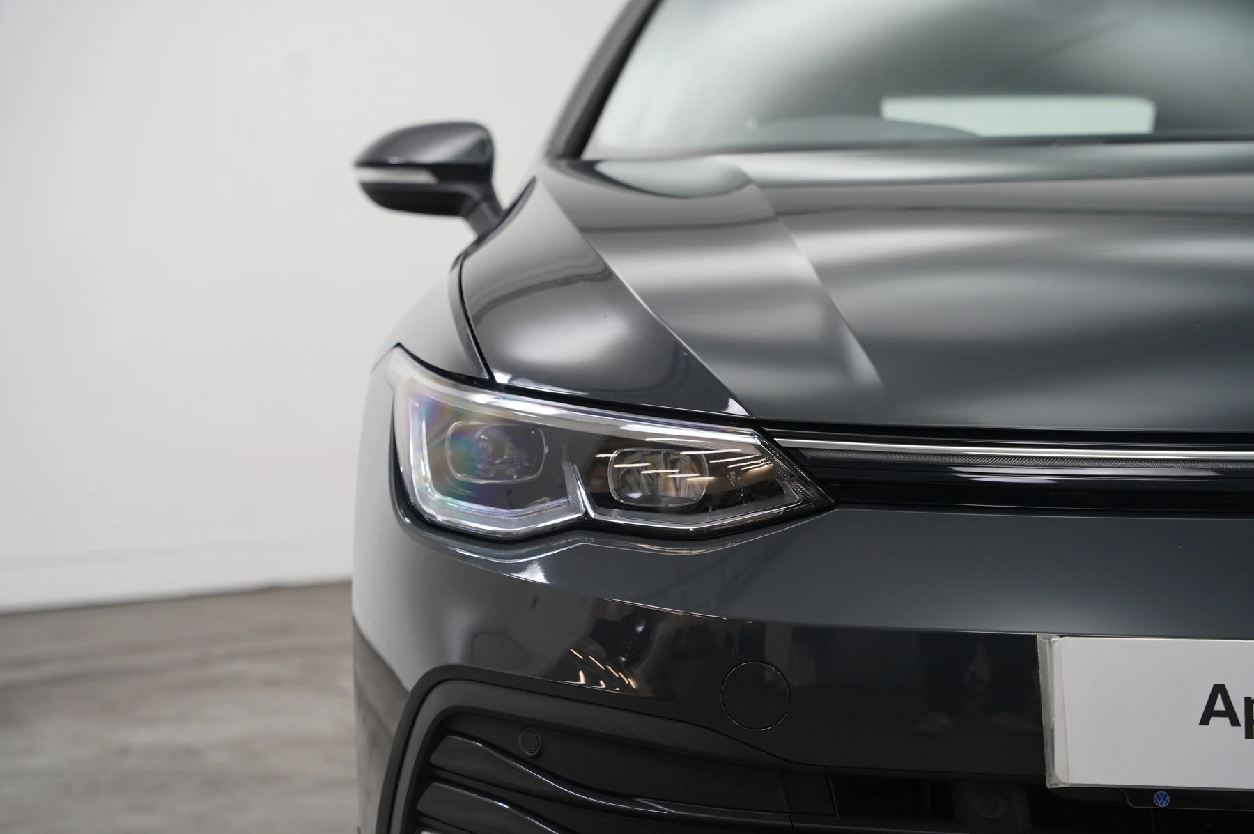 Volkswagen-Golf-image-25