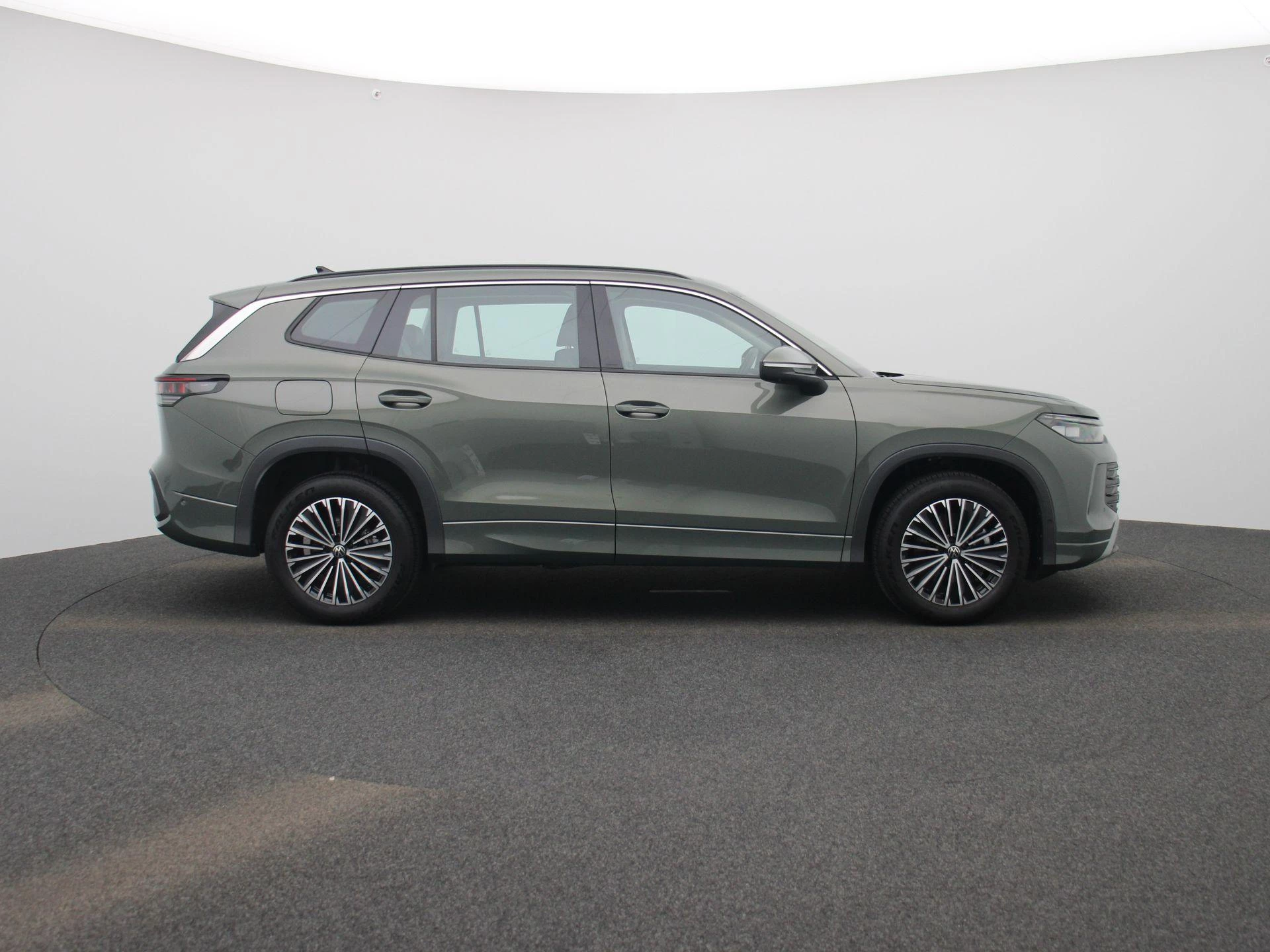 Volkswagen-Tayron-image-5