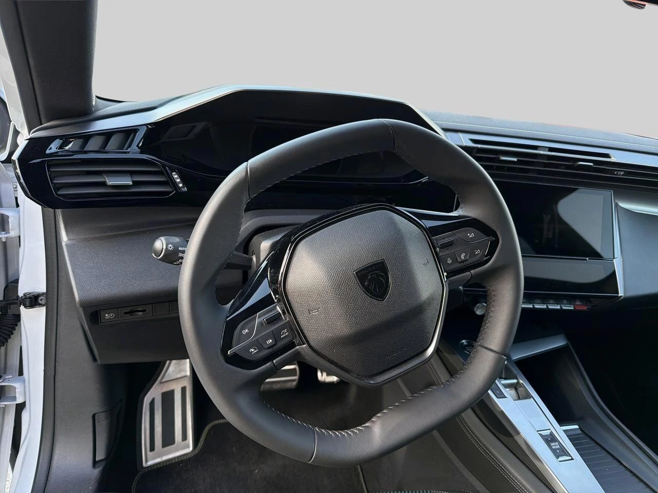 Peugeot-e-308-image-9