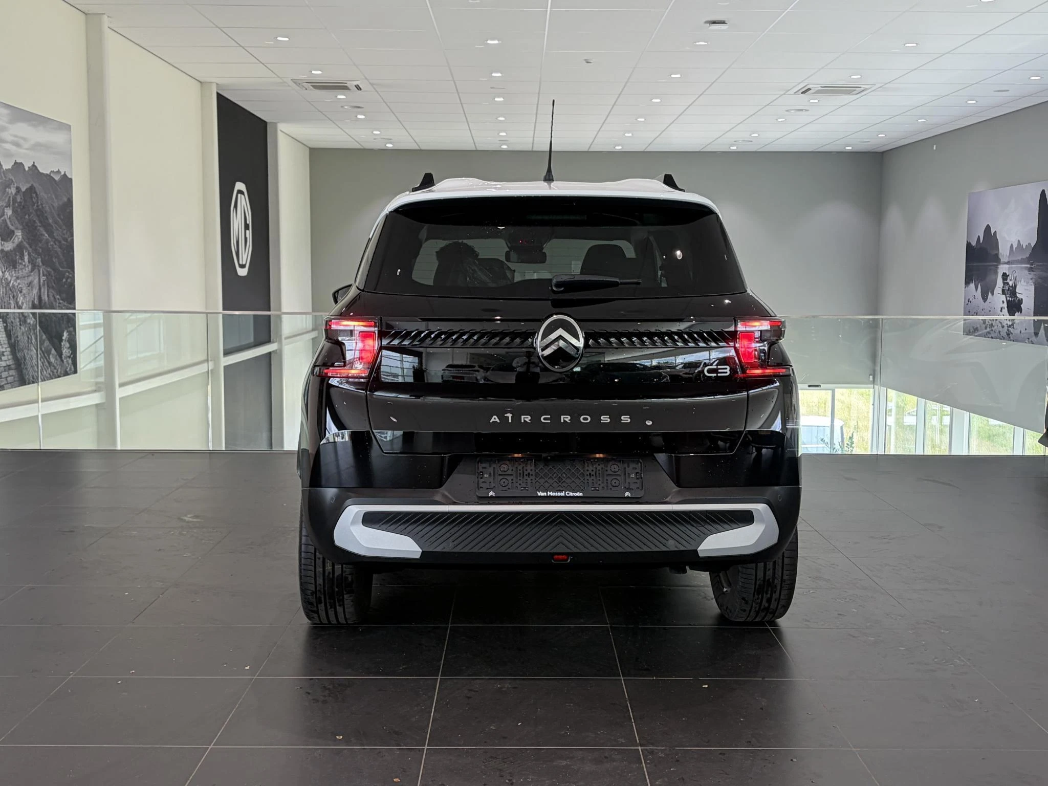 Citroën-ë-C3 Aircross-image-4