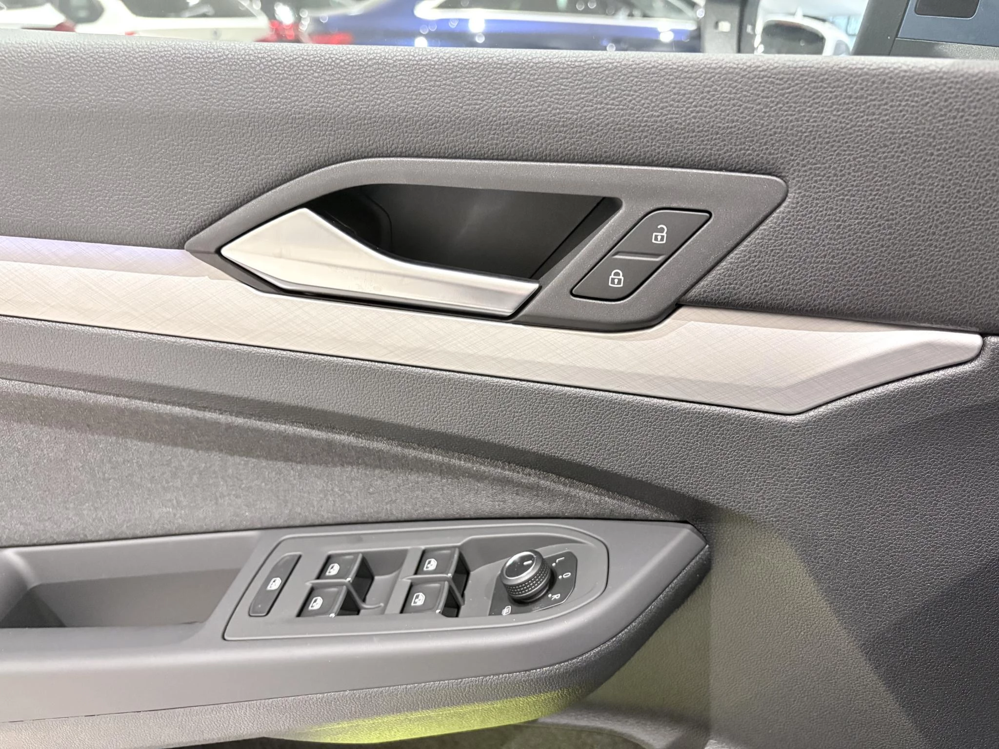 Volkswagen-Golf-image-11