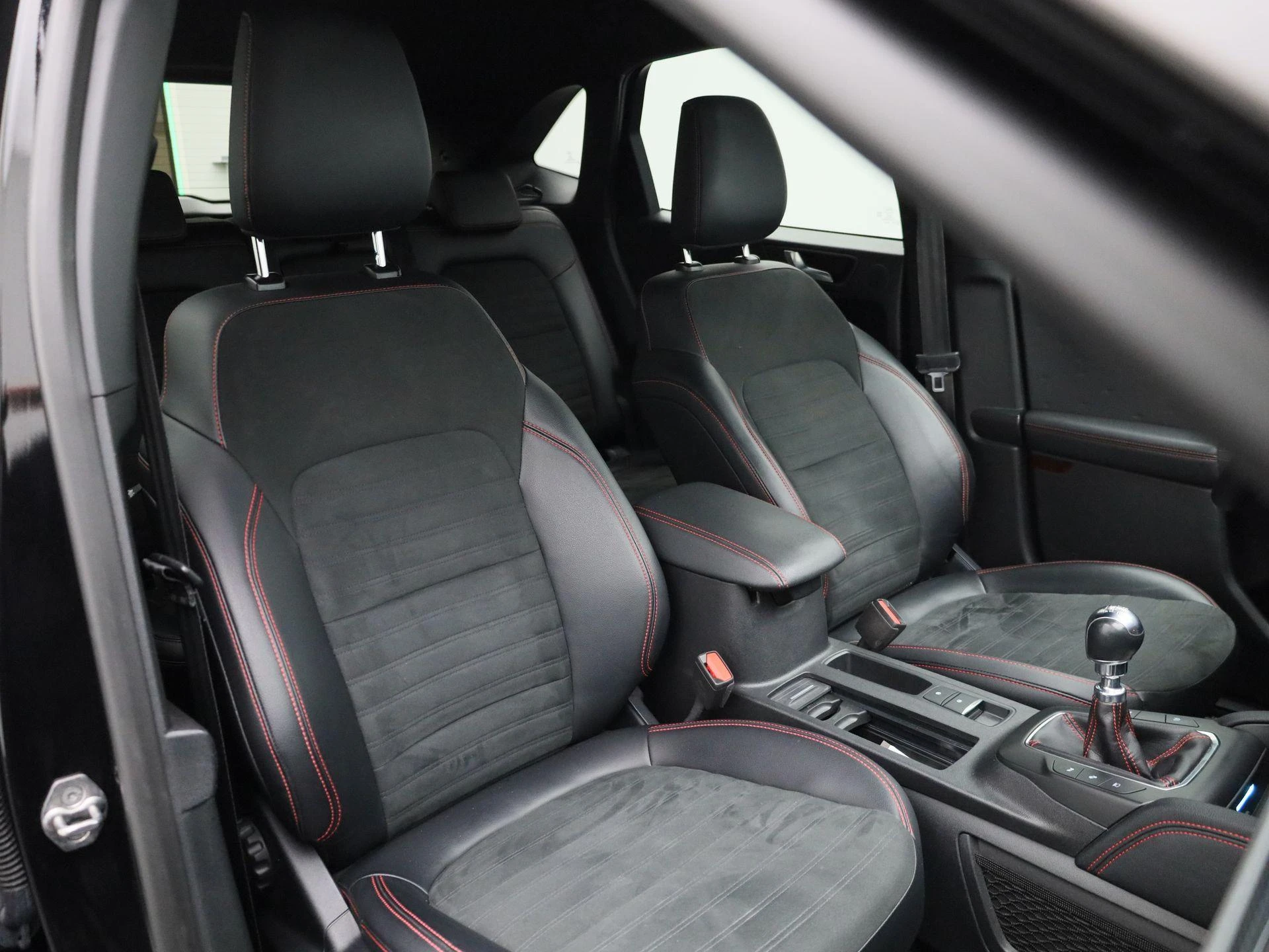 Ford-Kuga-image-43