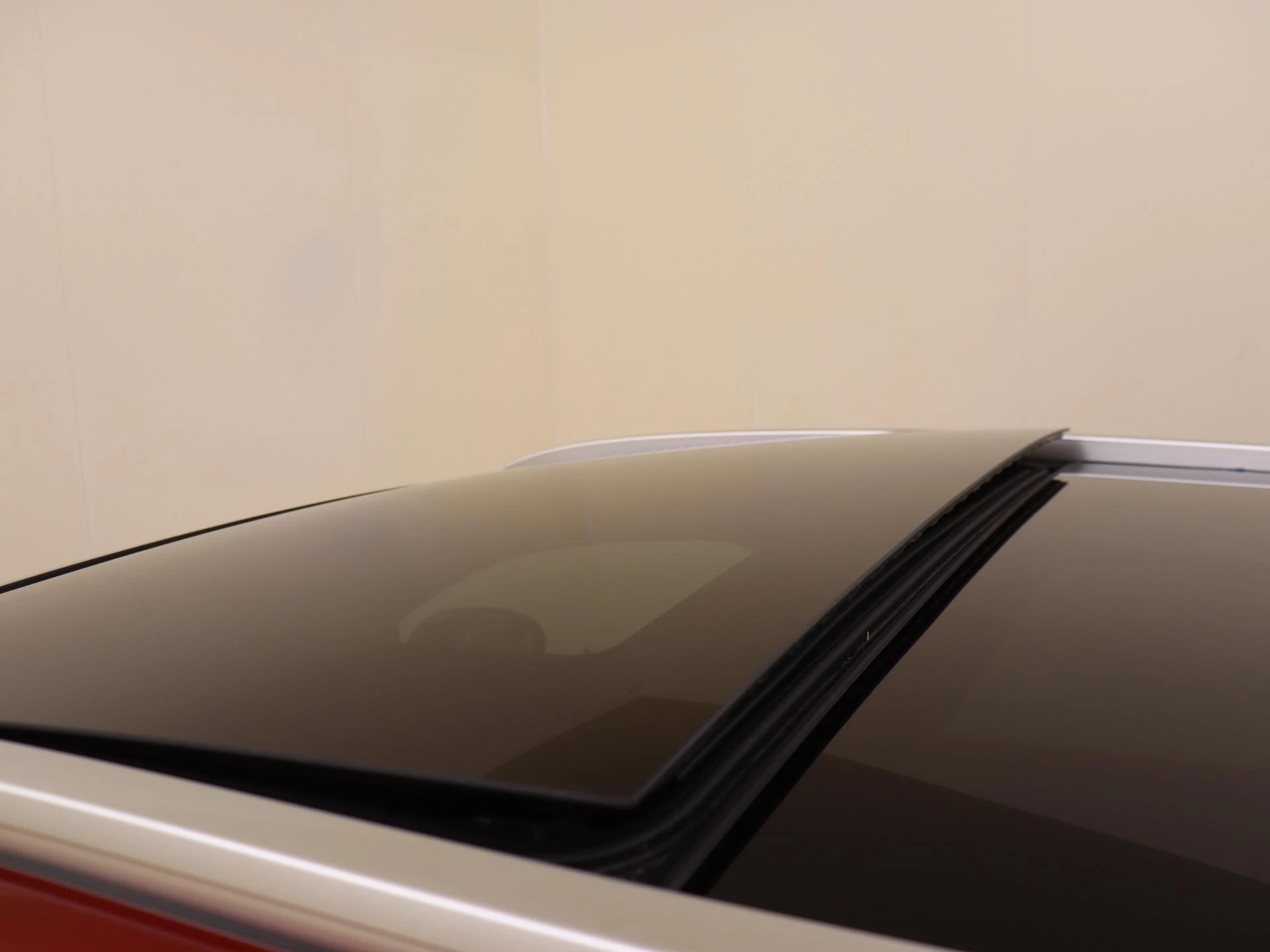 Mercedes-Benz-GLC-image-27