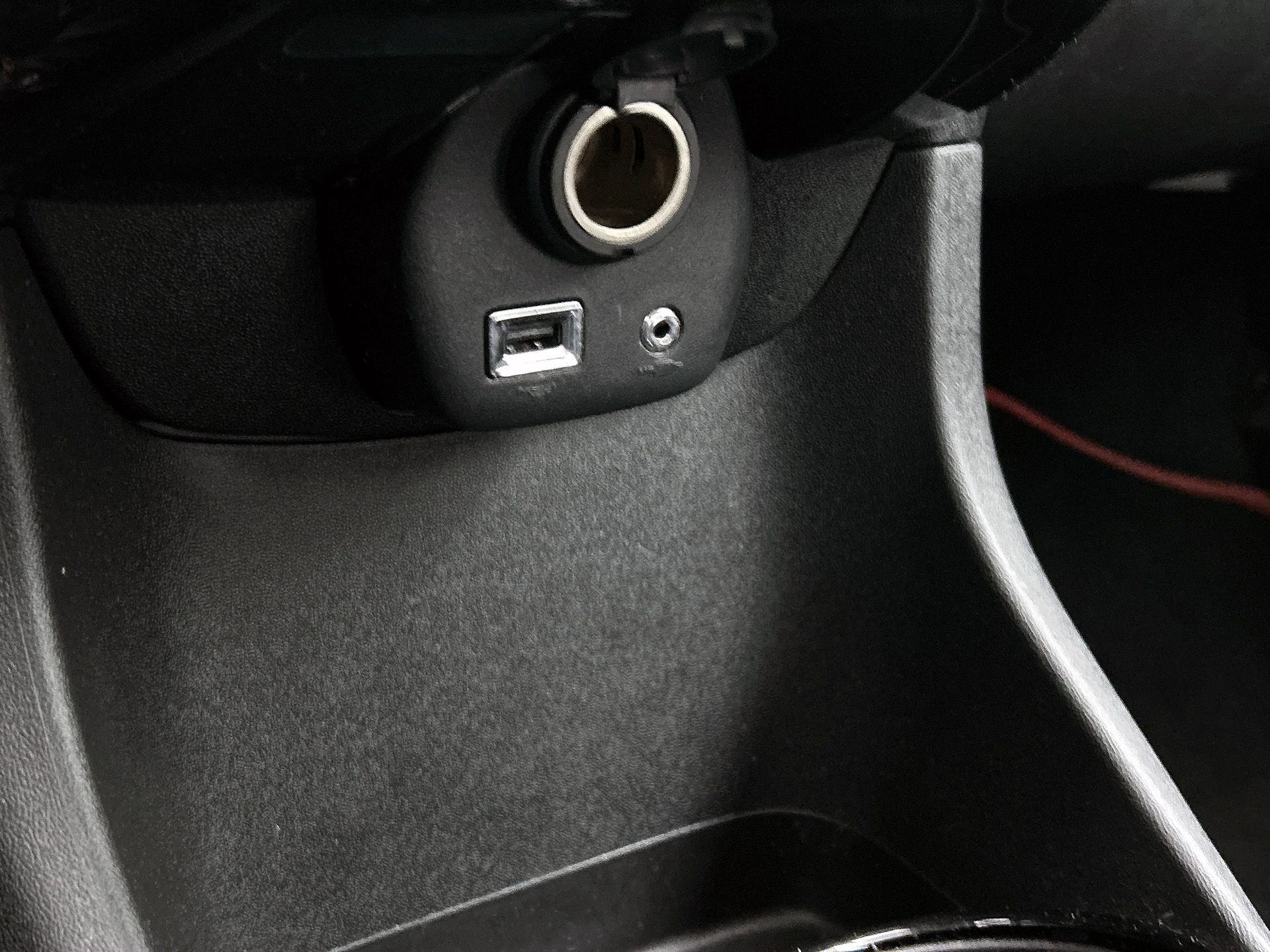 Peugeot-108-image-29