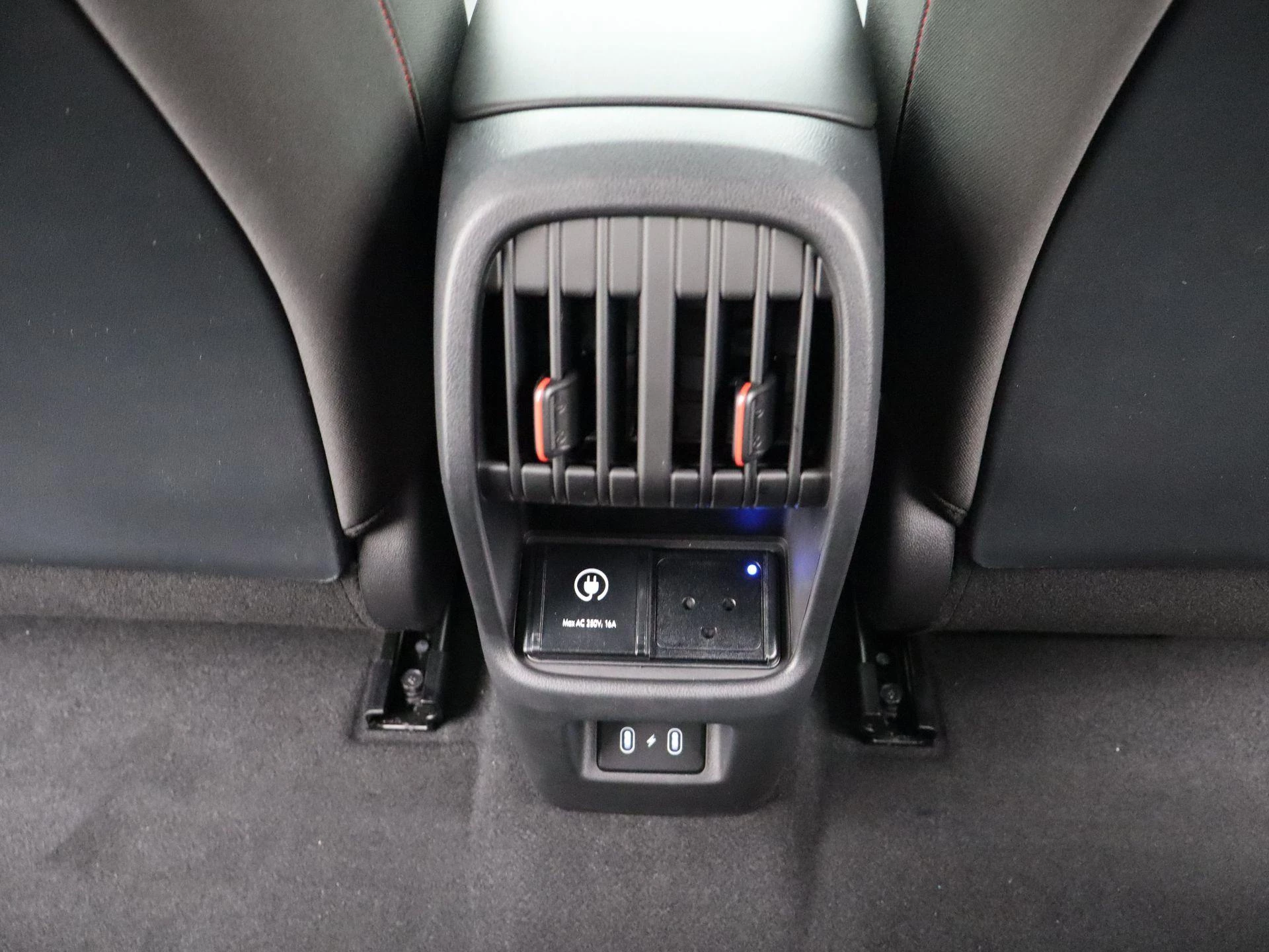 Hyundai Kona Electric N Line Business 64.8 kWh