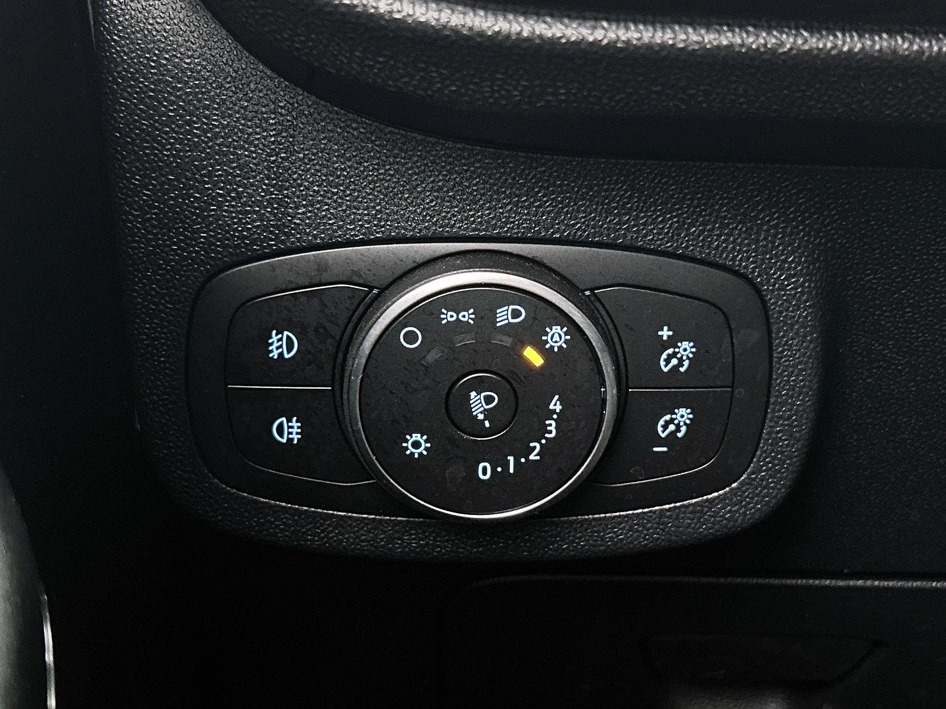 Ford-Fiesta-image-19