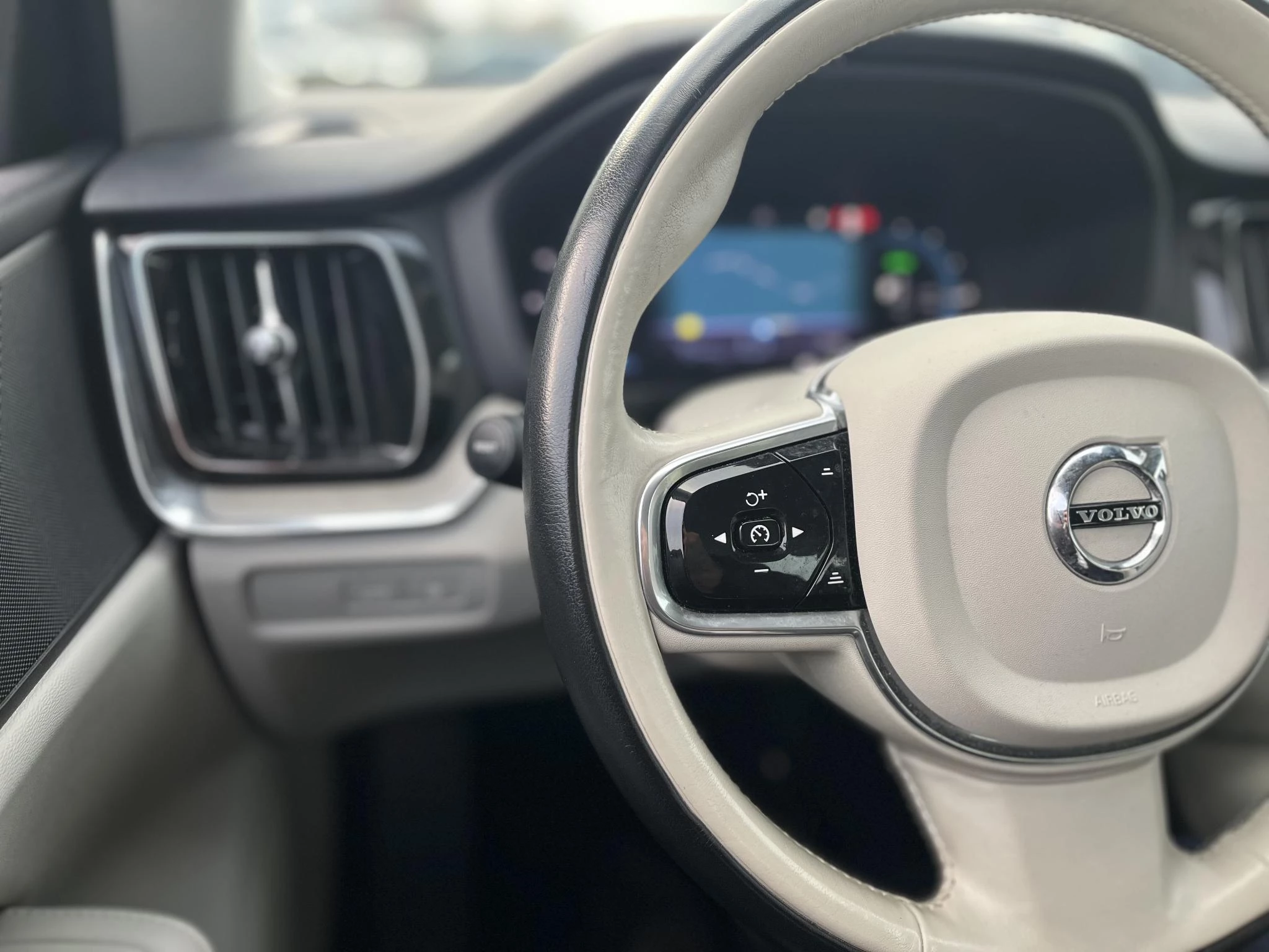 Volvo-S60-image-20