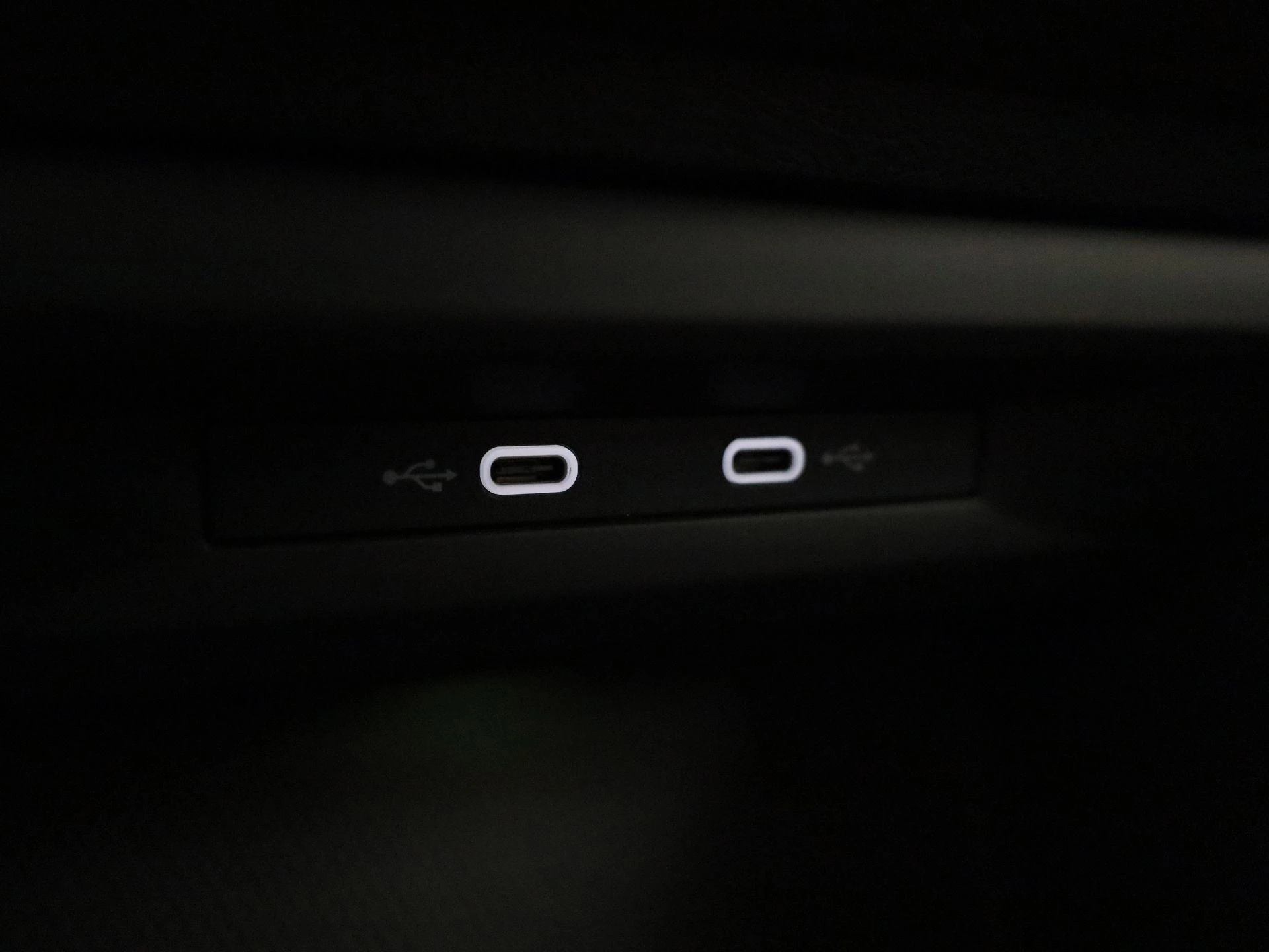 Volkswagen-Golf-image-29