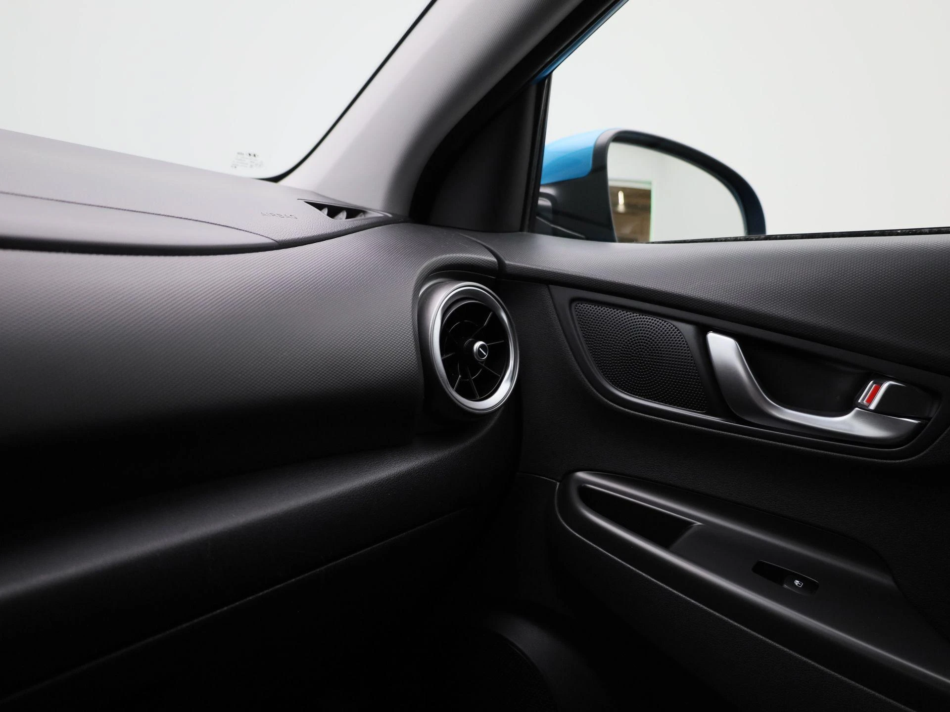 Hyundai-Kona-image-30
