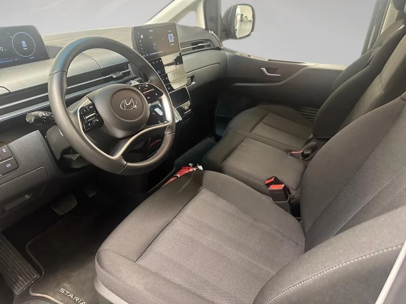 Hyundai-Staria-image-5