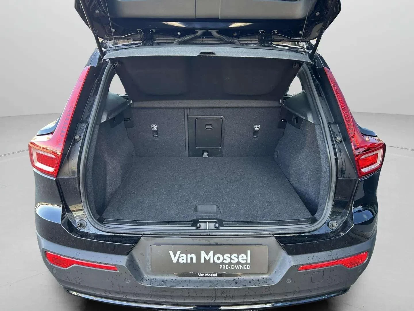 Volvo-XC40-image-21