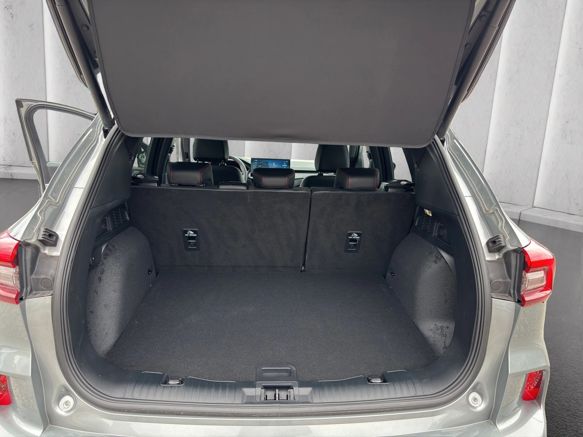 Ford Kuga ST-Line X Aut.*360GRAD*LED-MATRIX*NAVI*GRA*WINTER-PKT.