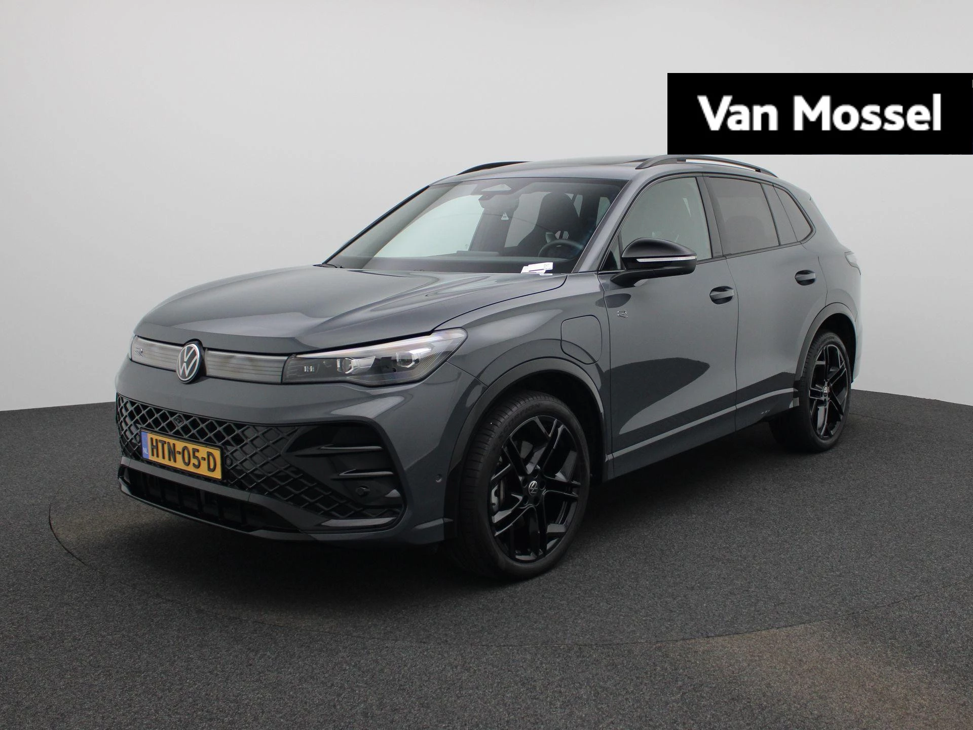 Volkswagen-Tiguan-image-0