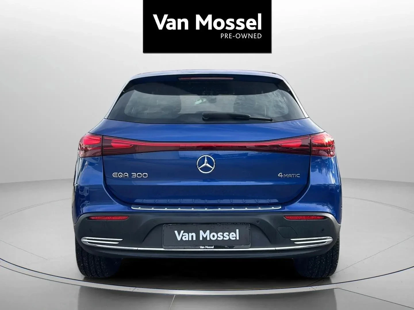 Mercedes-Benz-EQA-image-5